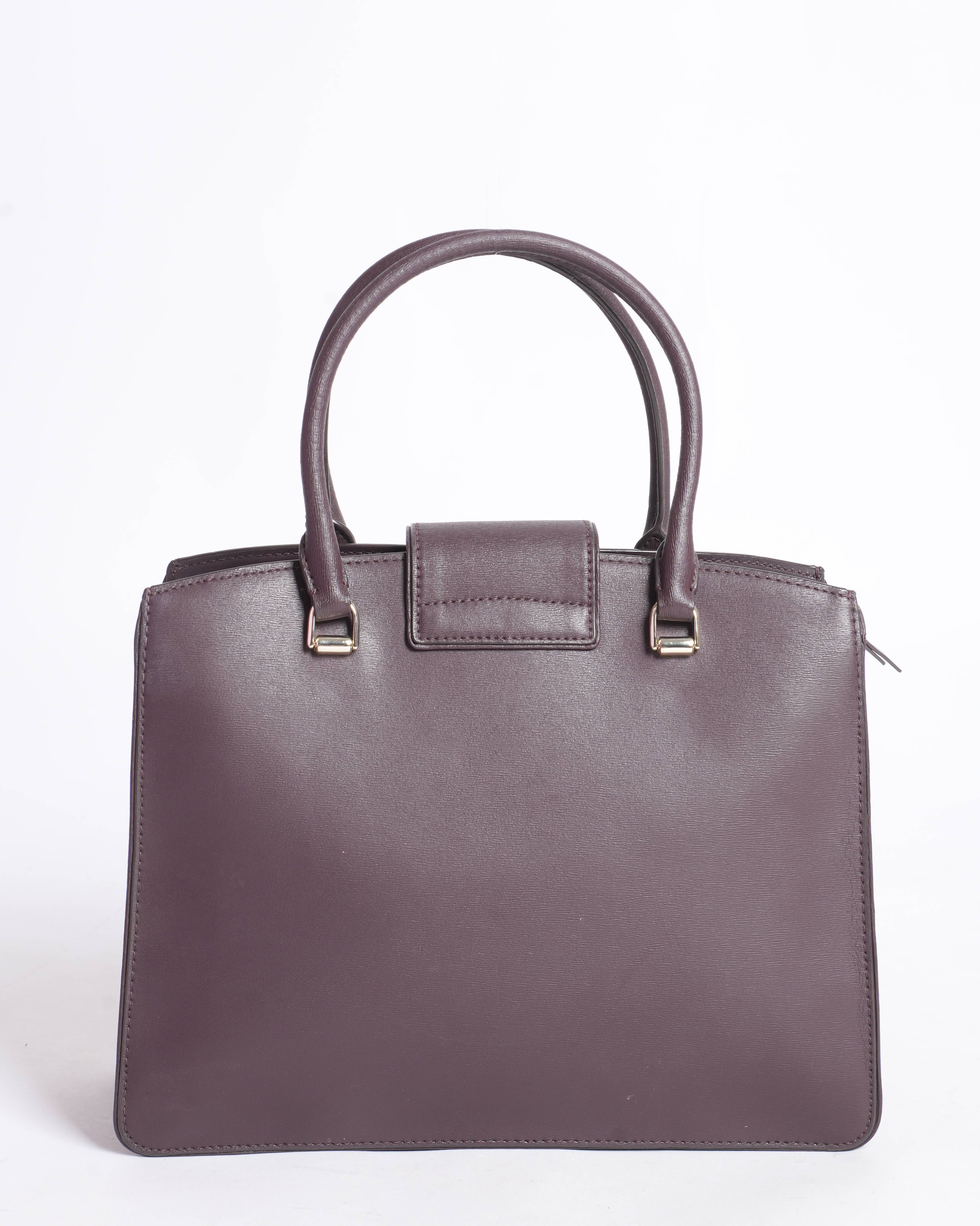 Kate Spade Neve Medium Triple Compartment Satchel
in brown