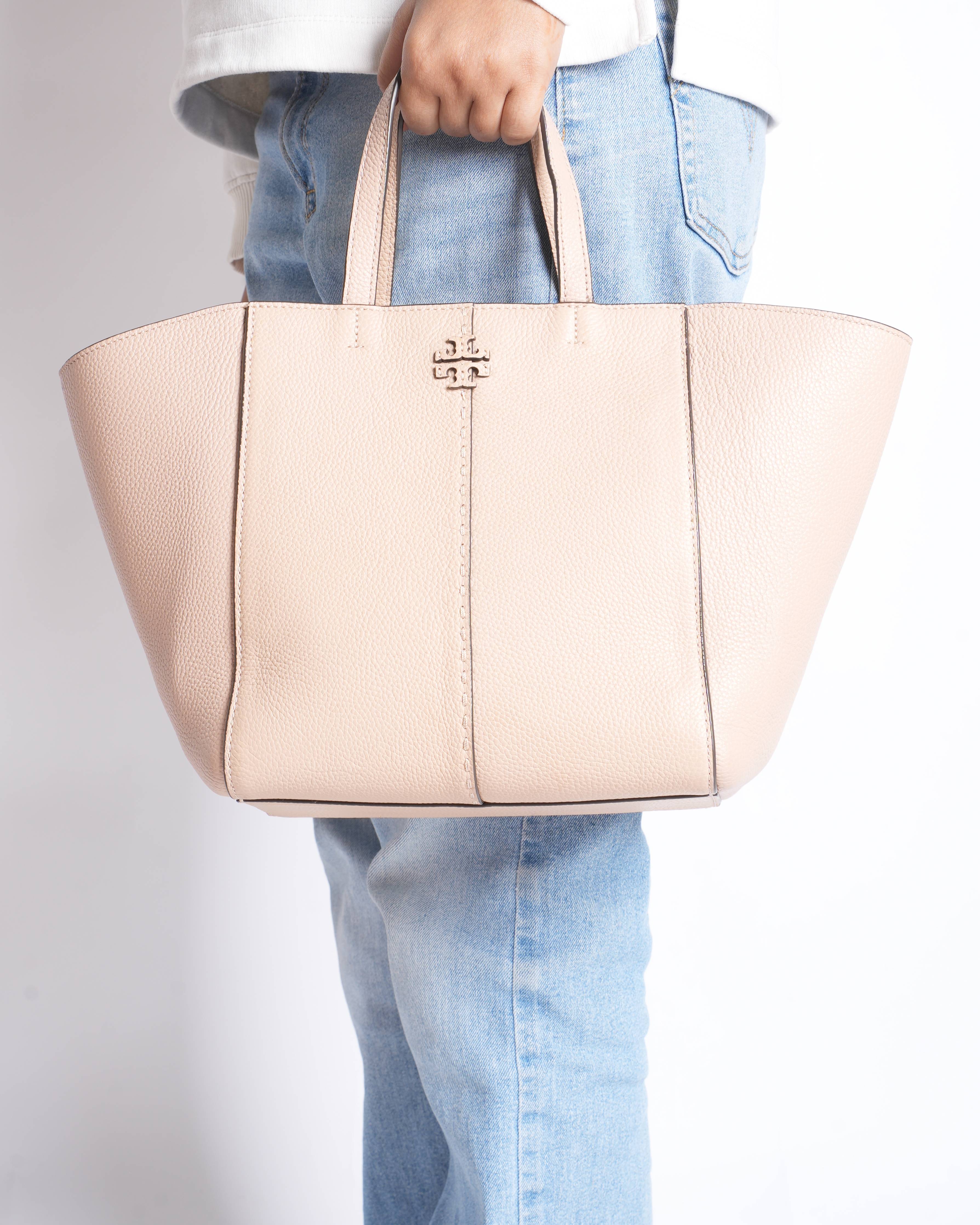 Tory Burch
Mcgraw Carriol Pink Shoulder Tote Bag