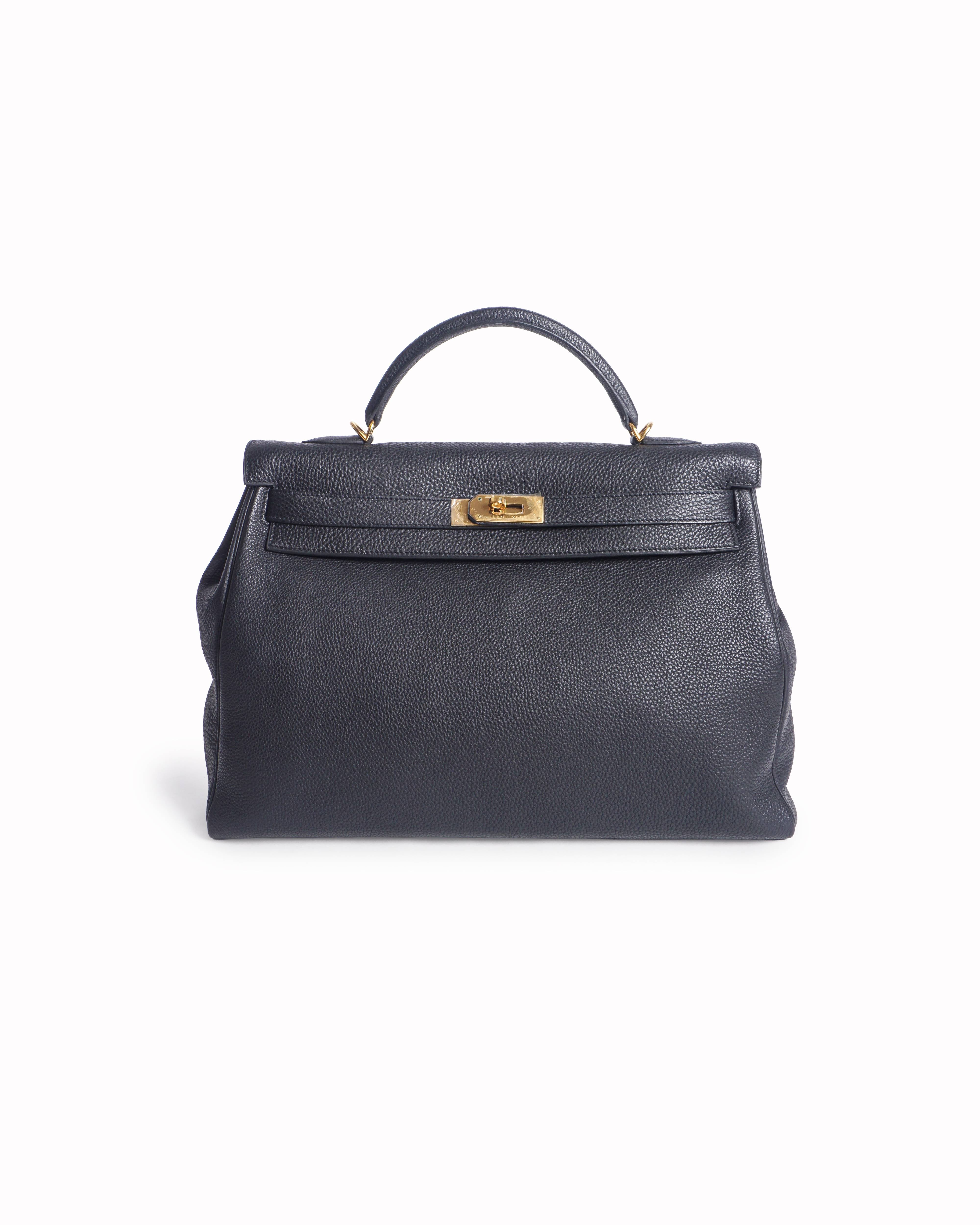 Hermès Kelly 42 Black Togo Leather Top Handle Bag