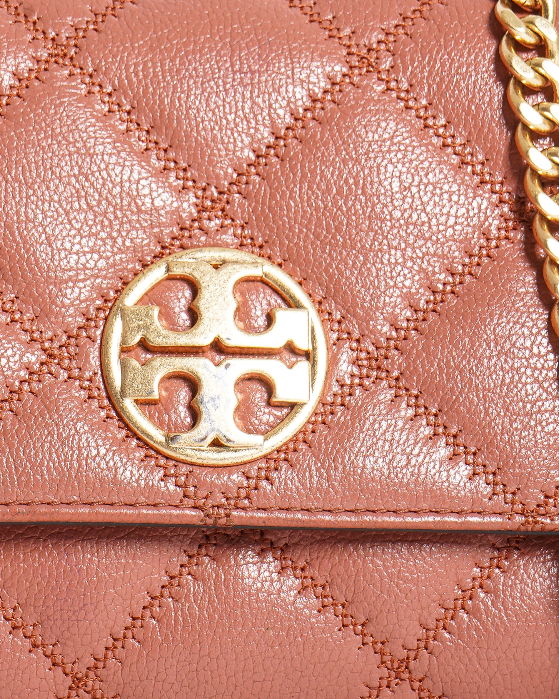 Tory Burch Quilted Crossbody Bag In Coral Pink