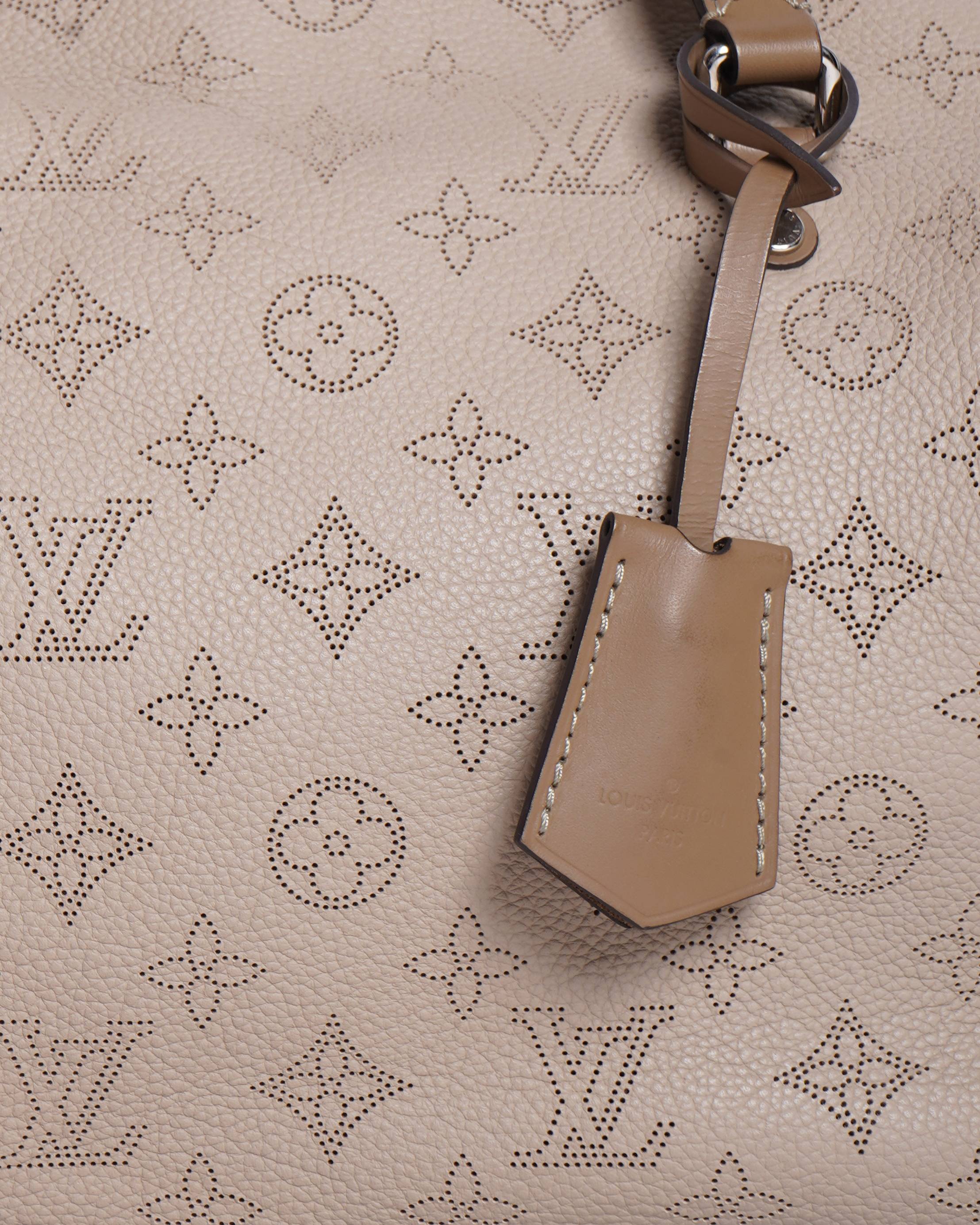 Louis vuitton asteria mahina shoulder bag