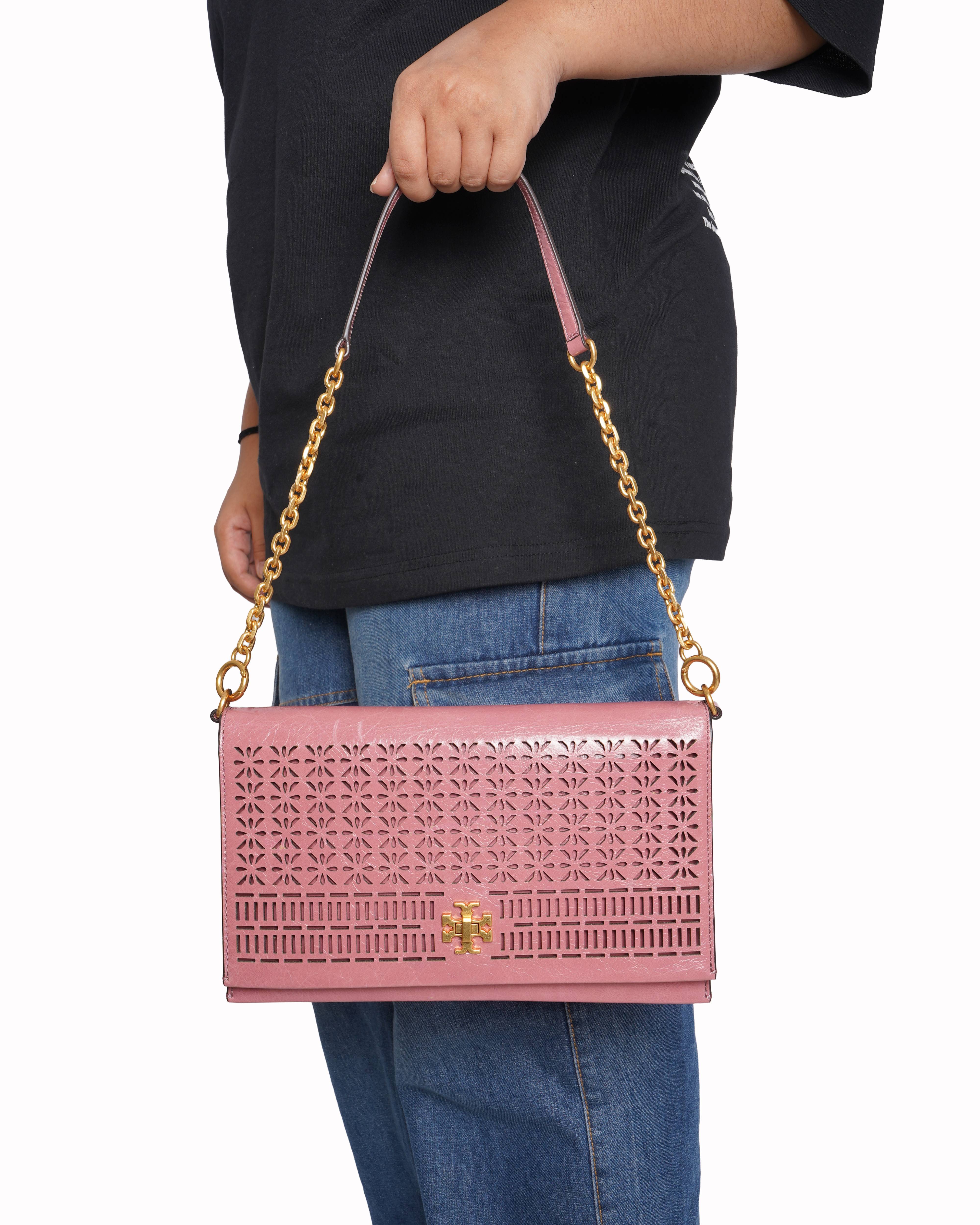 Tory Burch
Pink Leather Shoulder bag