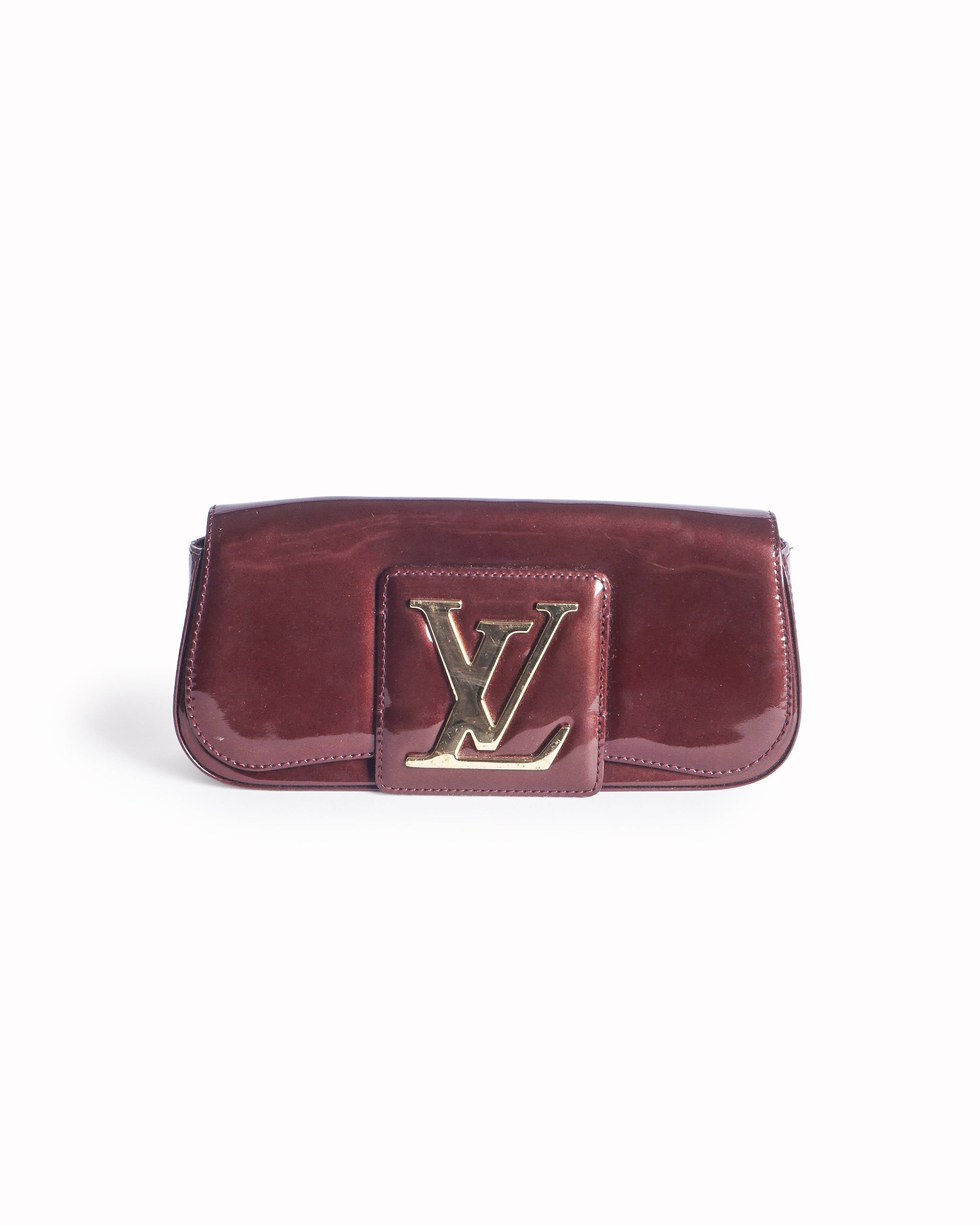 Louis Vuitton Amarante Monogram Vernis Sobe Patent Clutch Bag