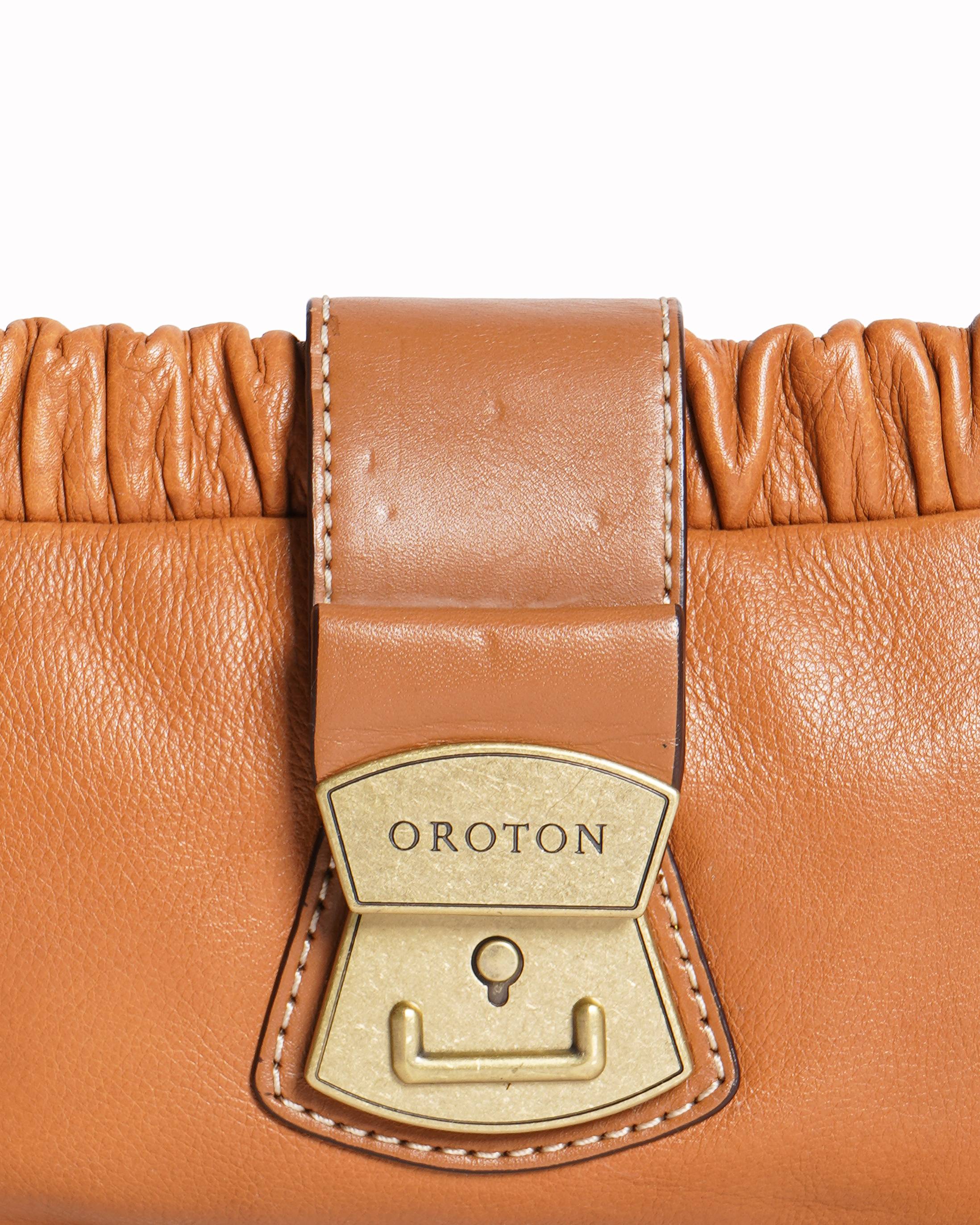 Oroton tan leather clutch Shoulder bag