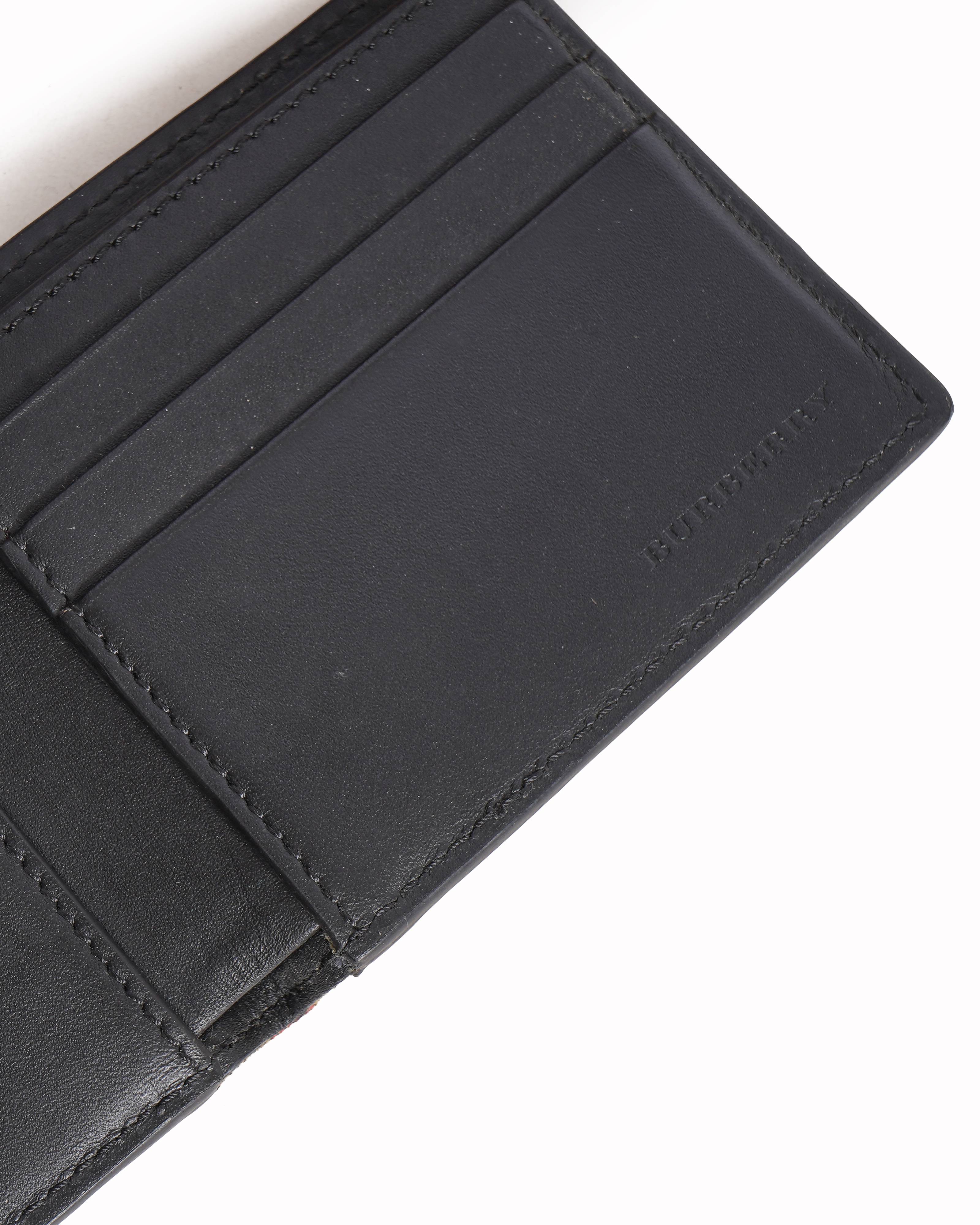 Burberry Men's Wallet In Black
