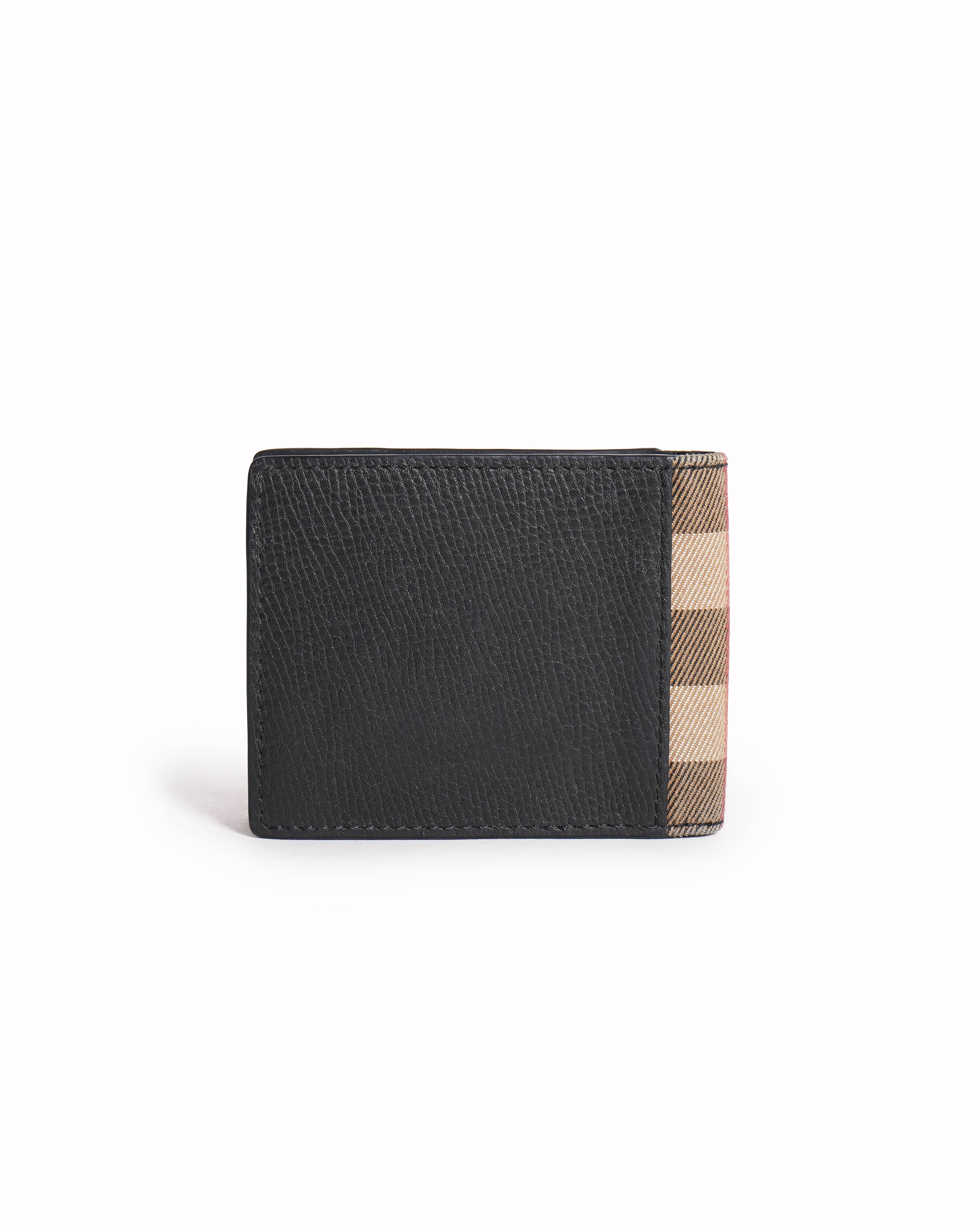 Burberry Men's Wallet In Black