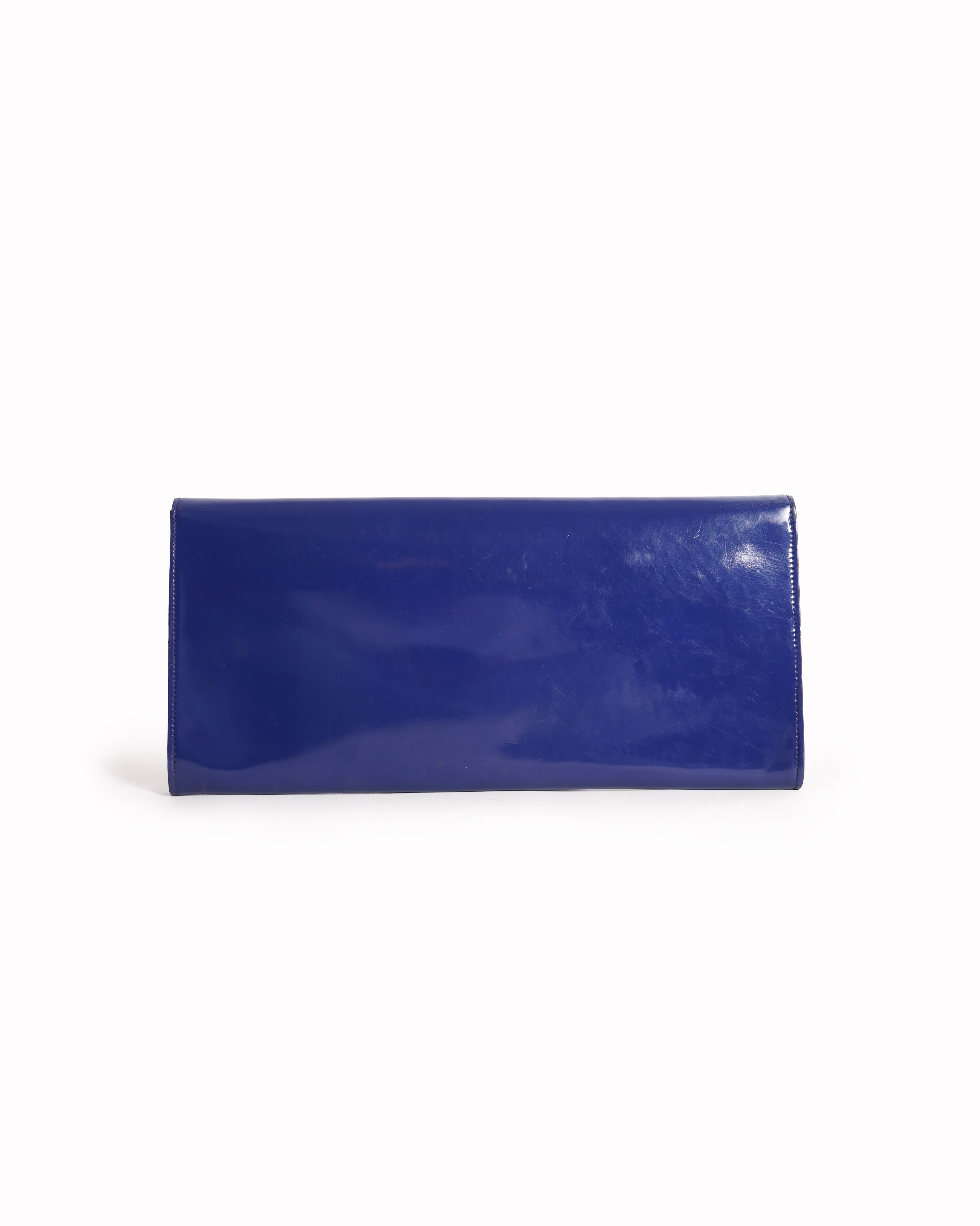 Gucci Sigrid patent leather maxi envelope clutch