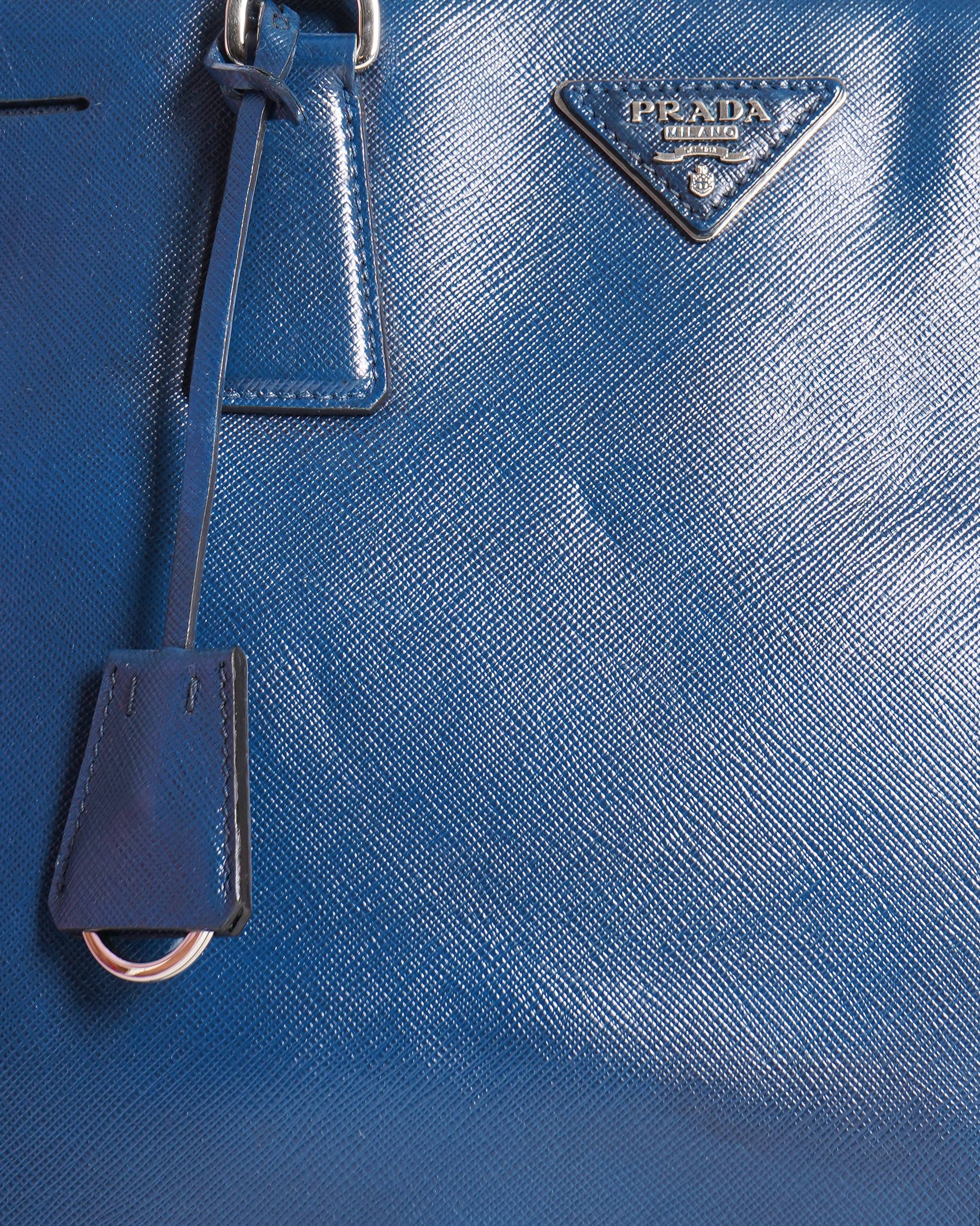 Prada galleria saffiano leather top handle bag