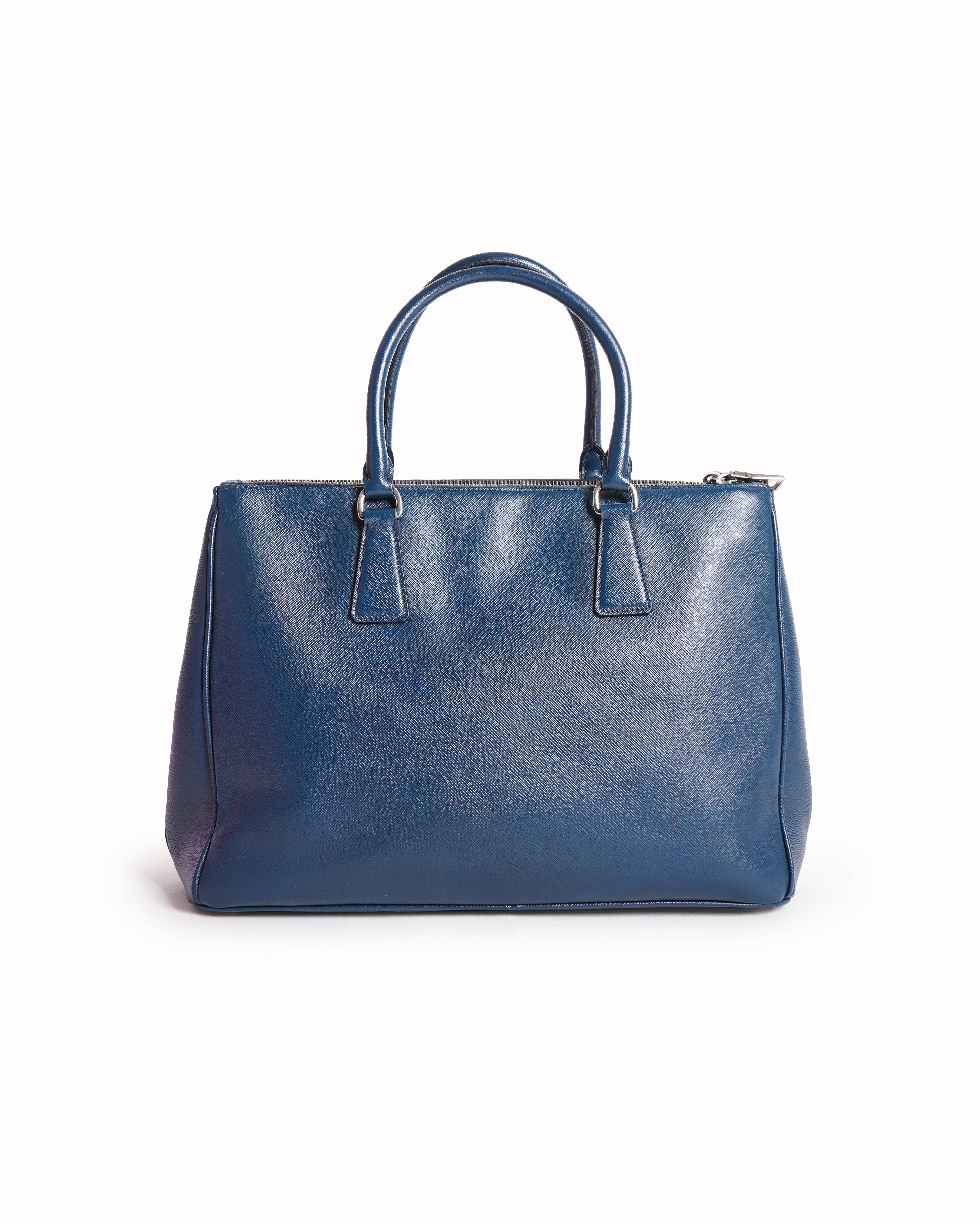 Prada galleria saffiano leather top handle bag