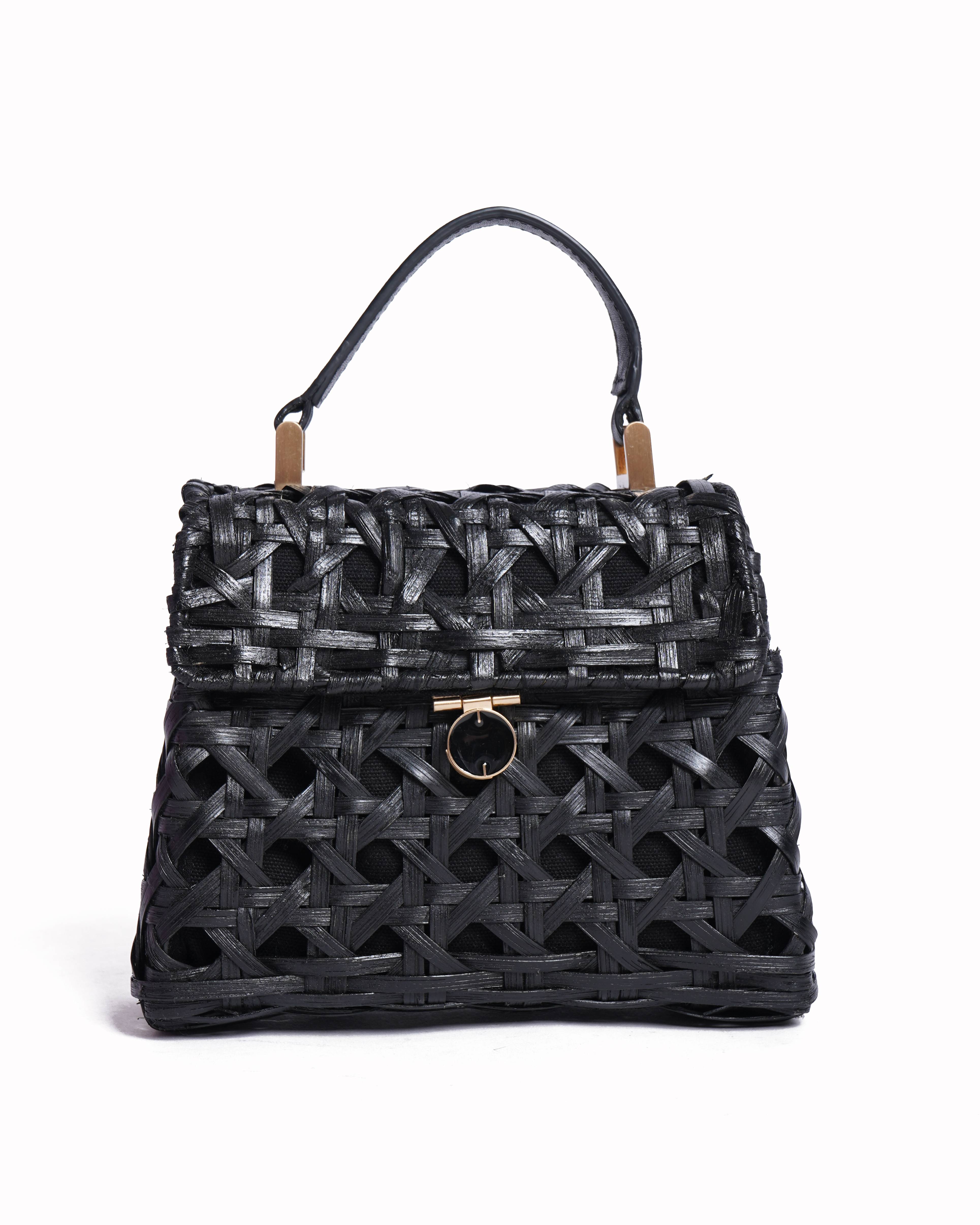 Cult Gaia Black
Sybil Crossbody Bag
