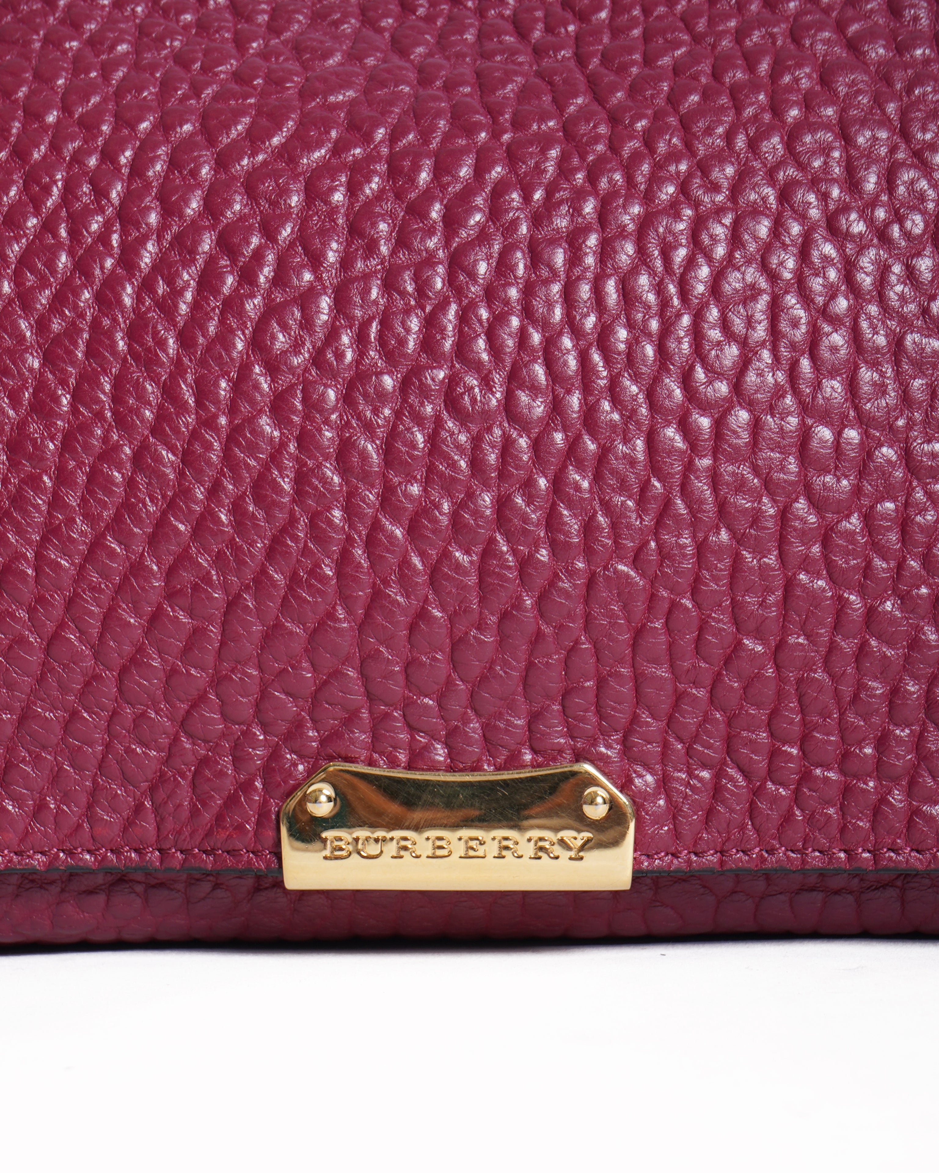 New Burberry mildenhall signature grain shoulder bag