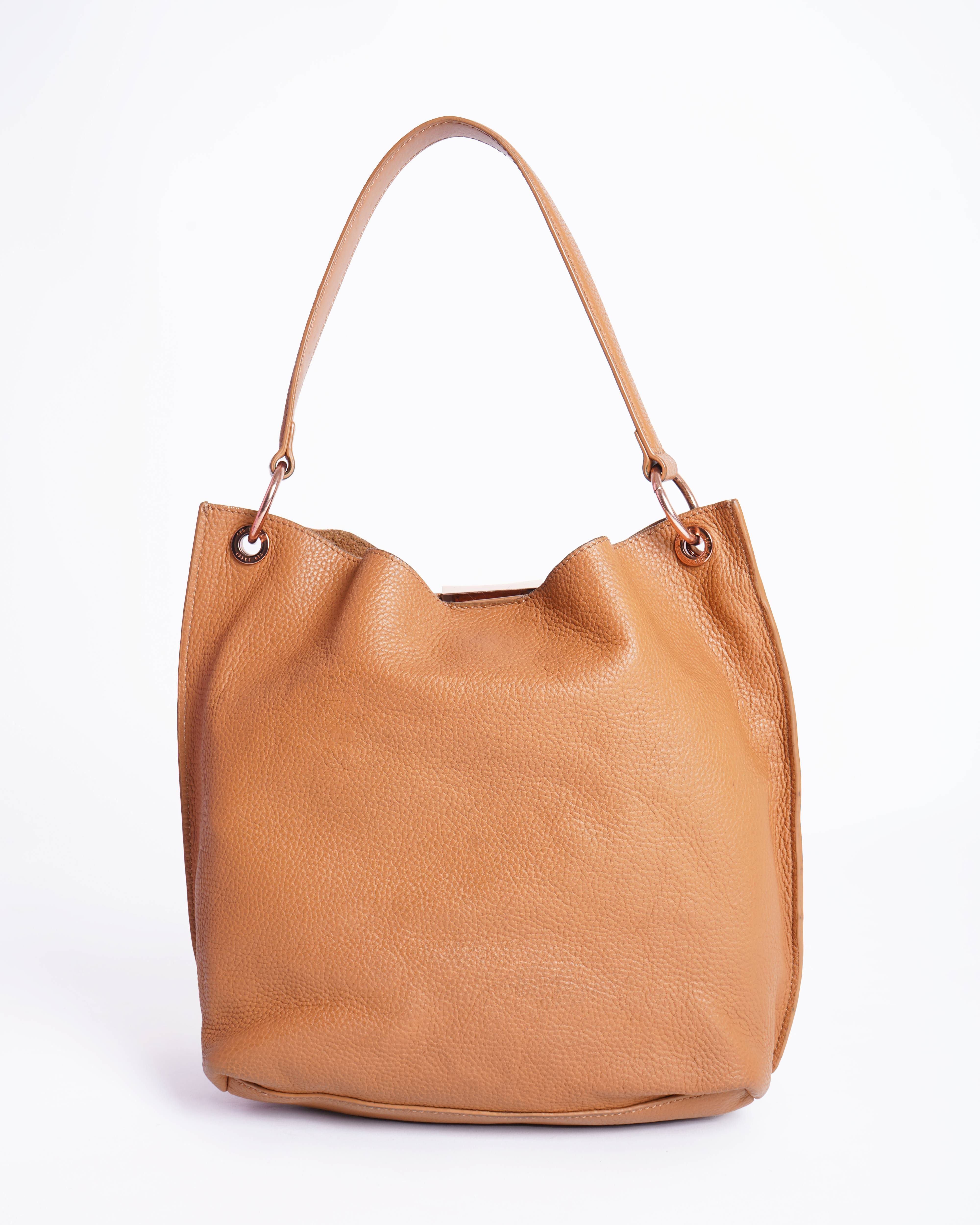 Ted baker
Hobo leather bag