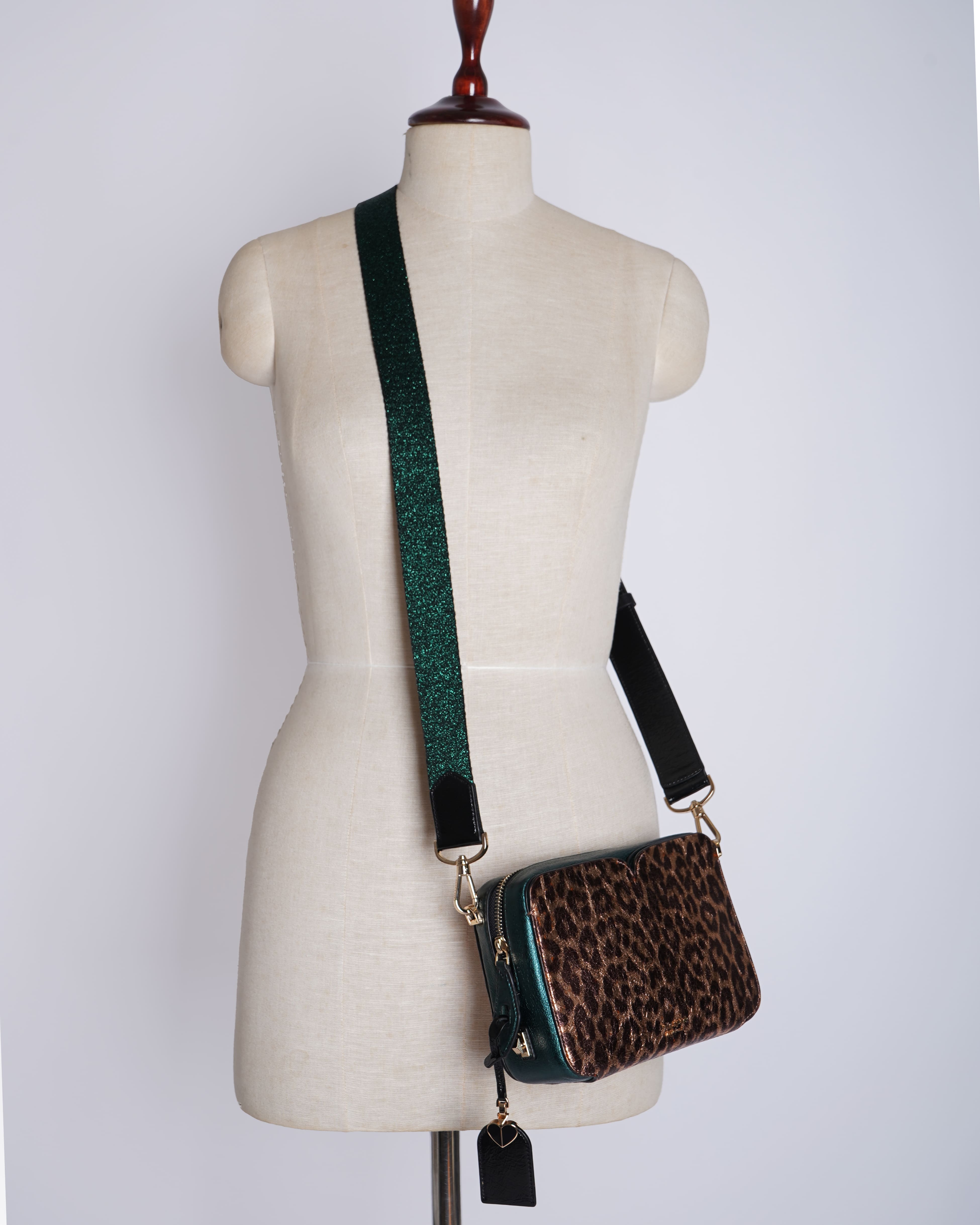 Kate Spade Leopard print Crossbody bag