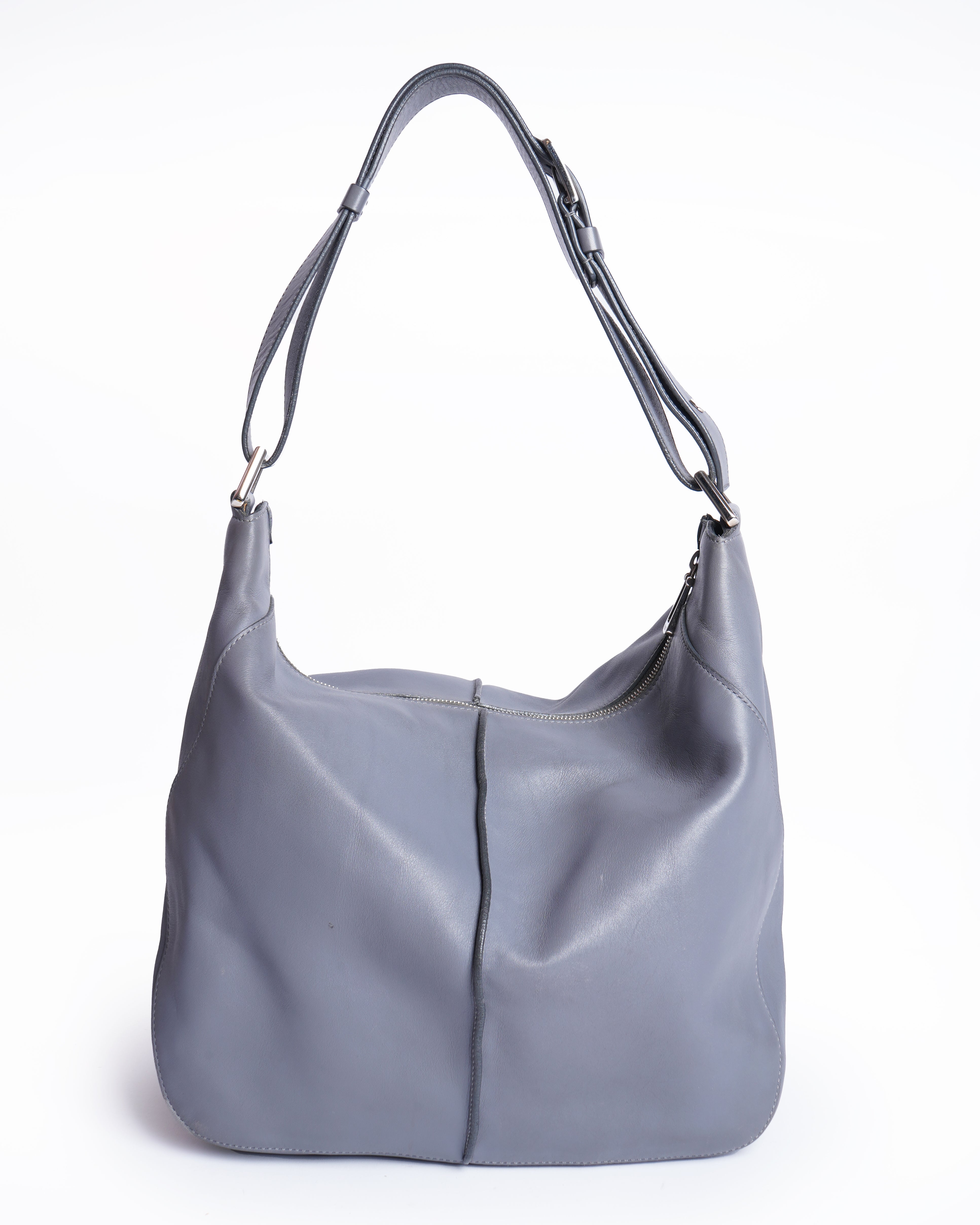 Tod's Grey Shoulder Bags