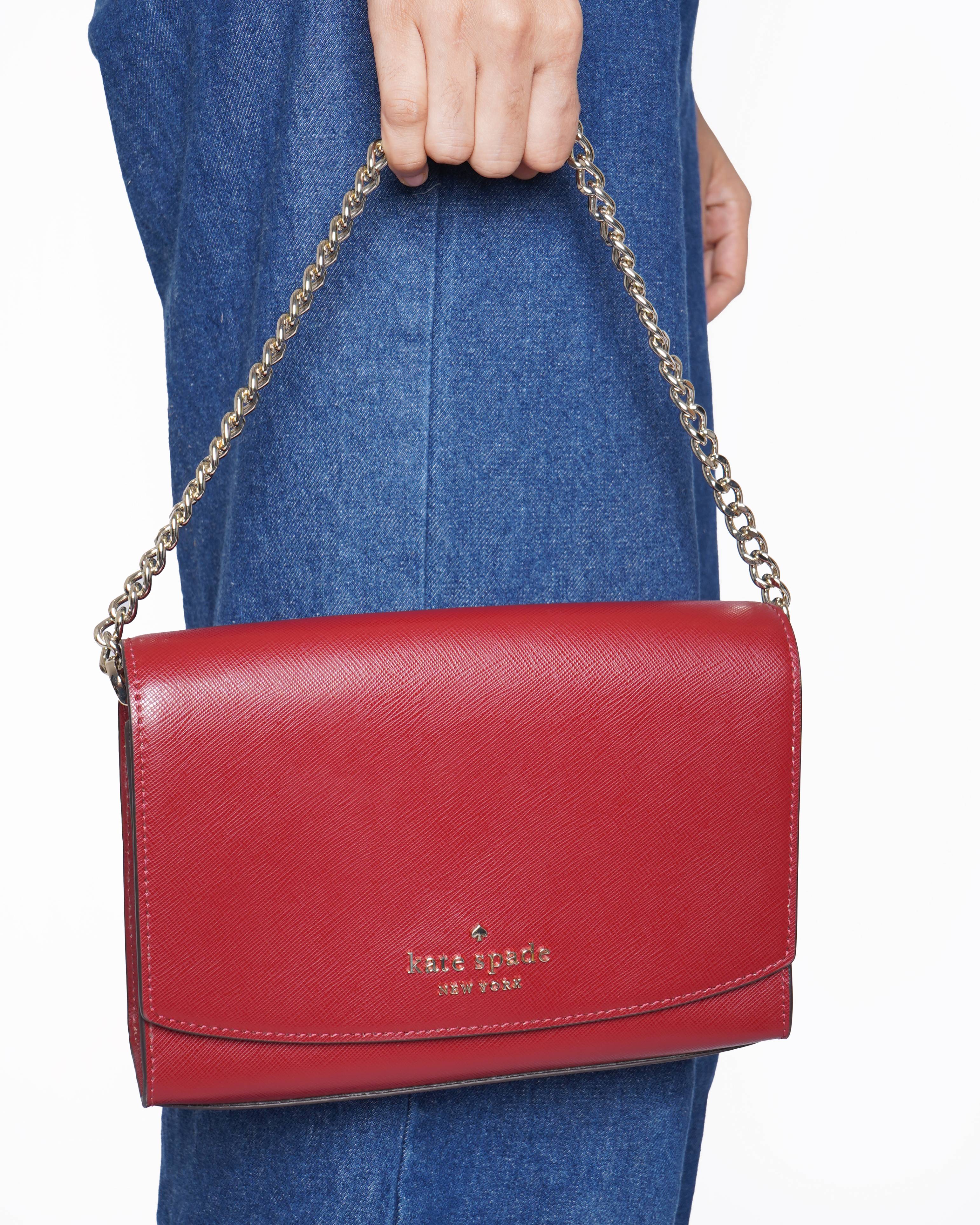 Kate spade
Chain sling Crossbody bag