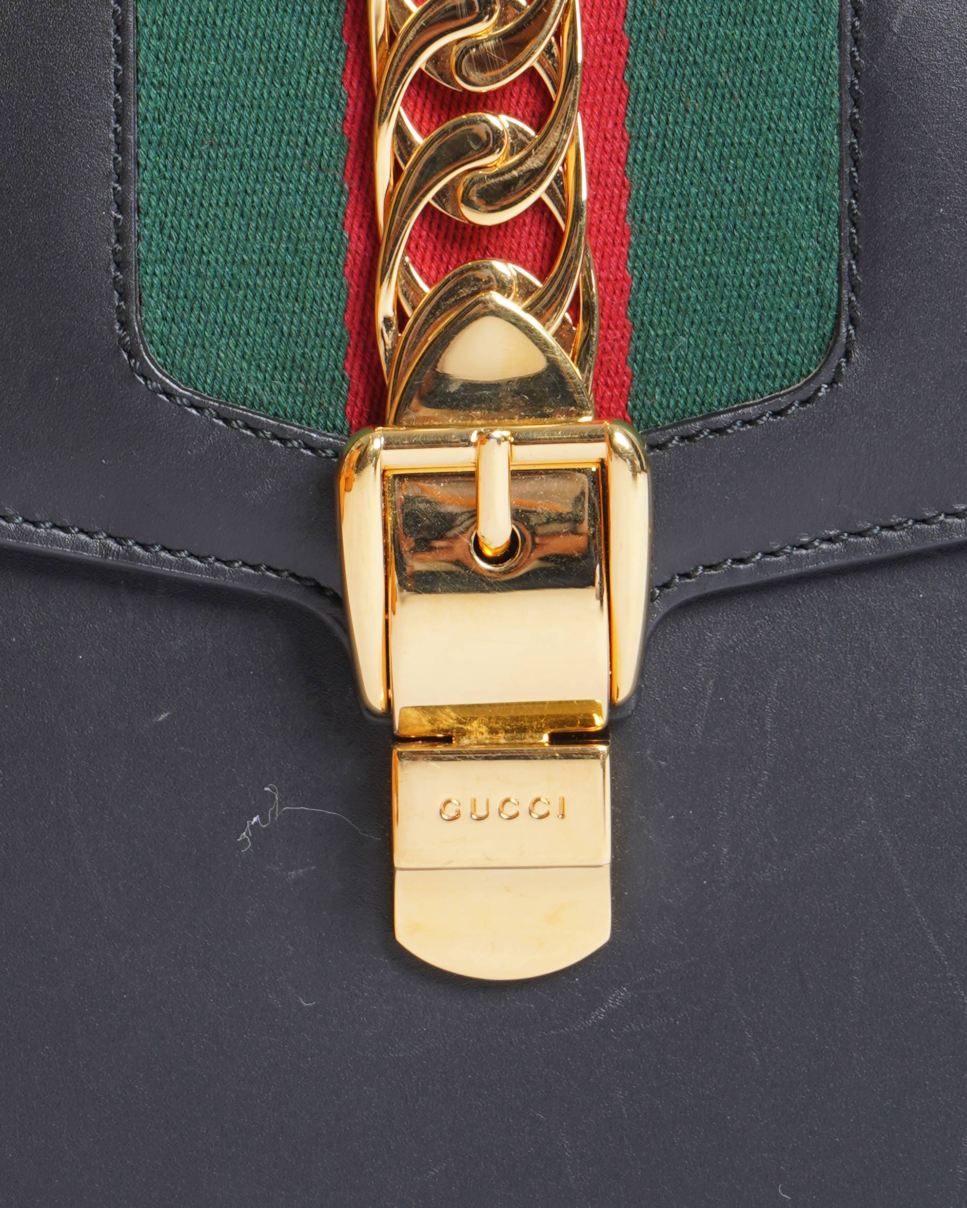 Gucci sylvie black leather handbag