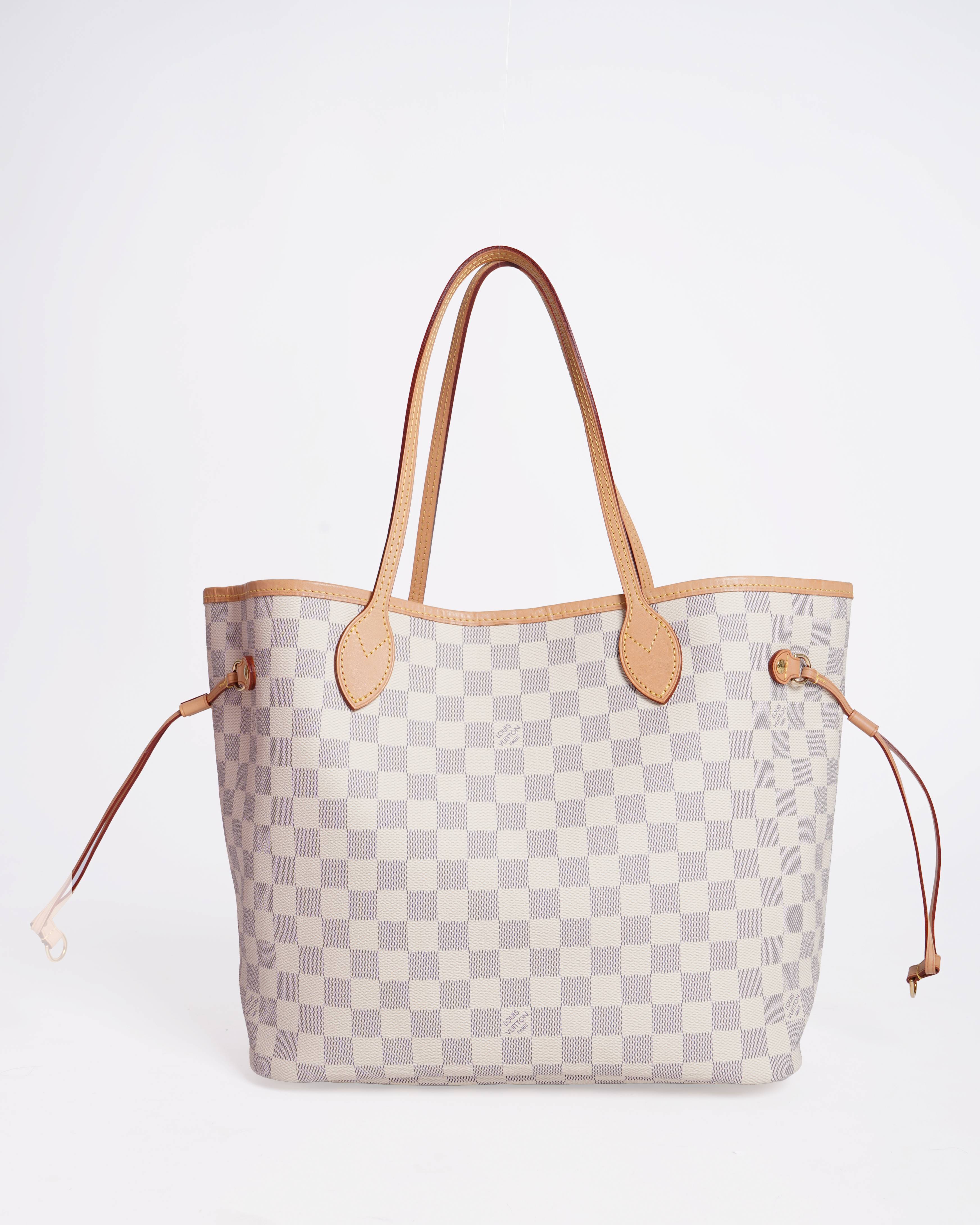 New Louis Vuitton Neverfull MM Rose Ballerine interior color tote bag