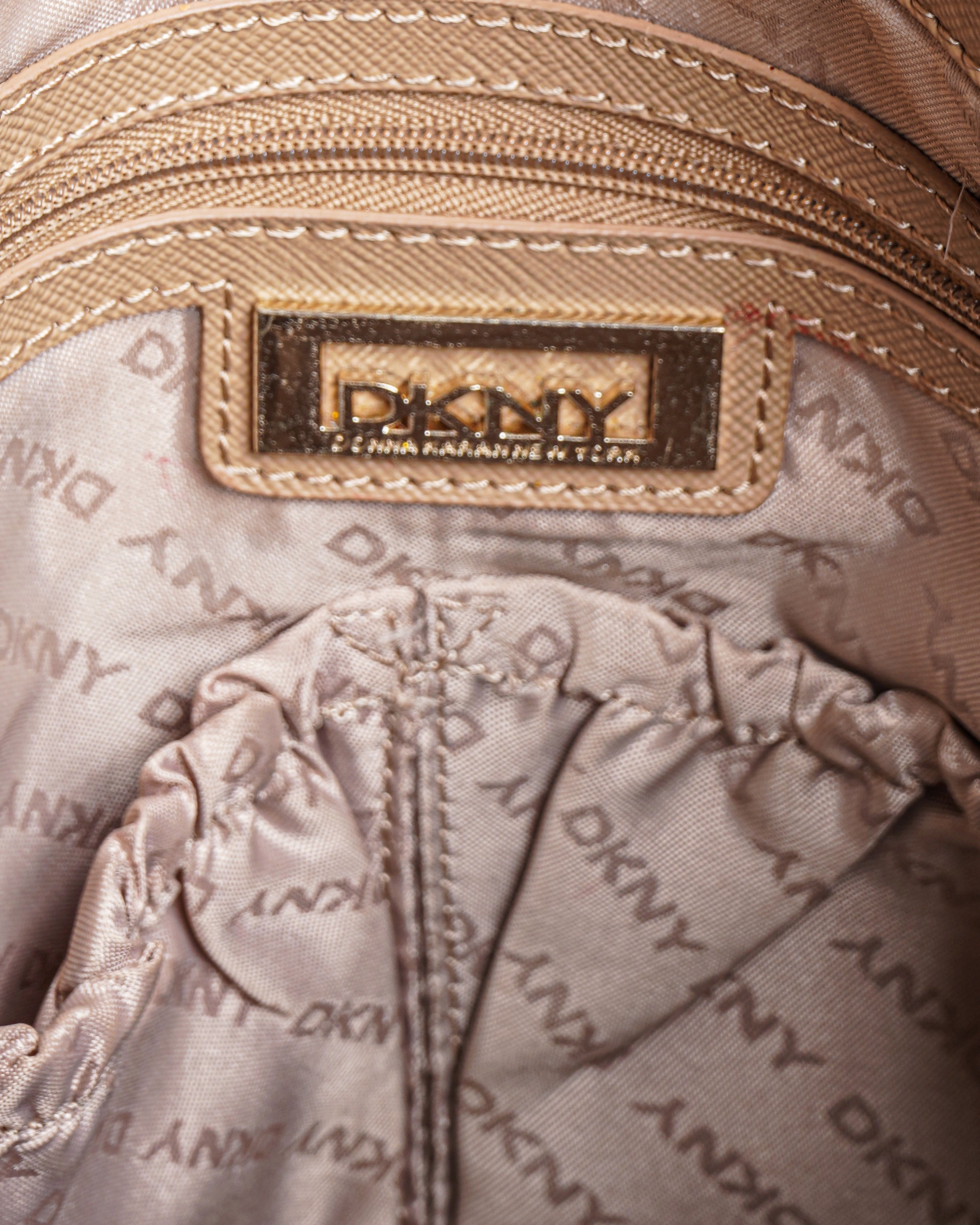 DKNY logo shoulder bag in brown