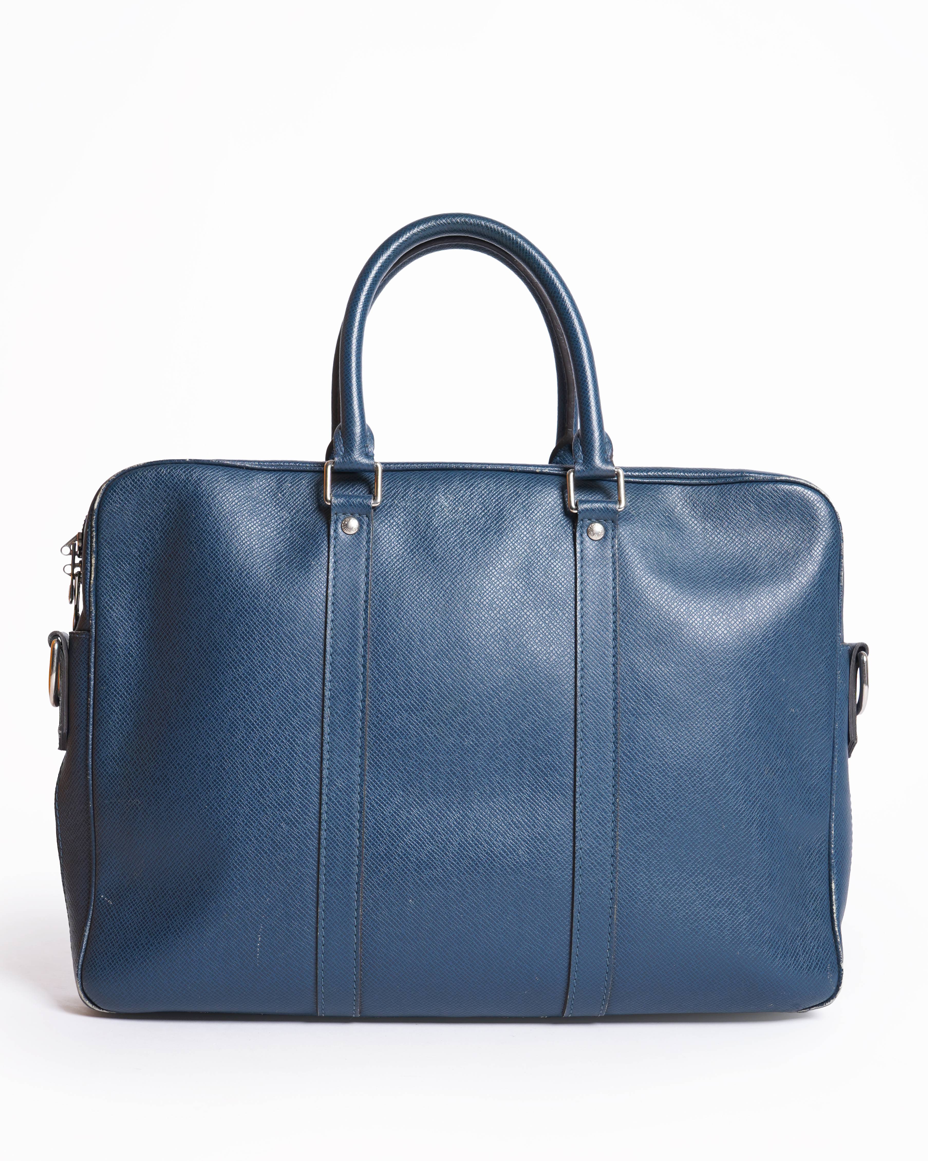 Louis Vuitton Blue Taiga Leather Porte-Documents Voyage bag