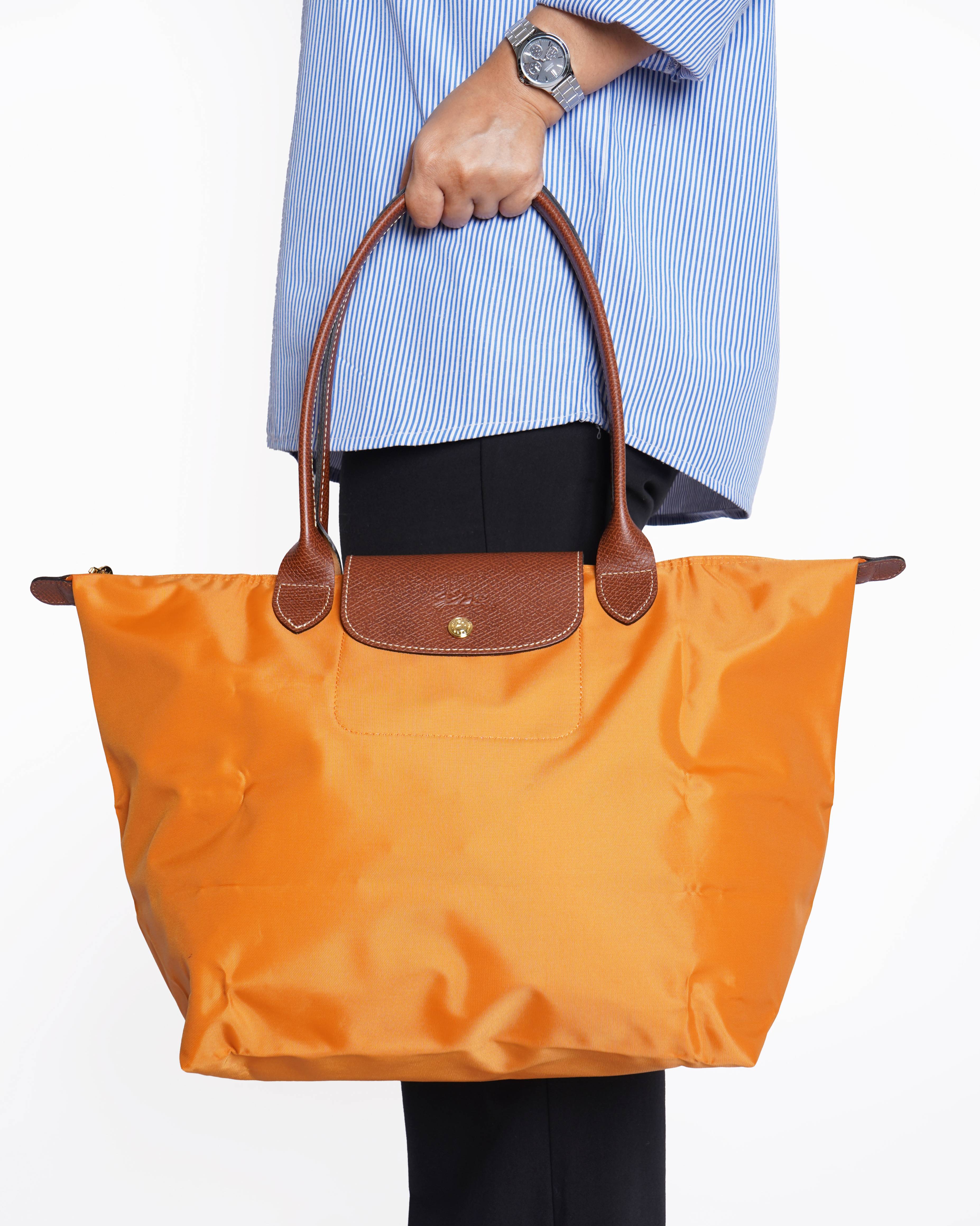 New Longchamp le pliage tote bag in orange
