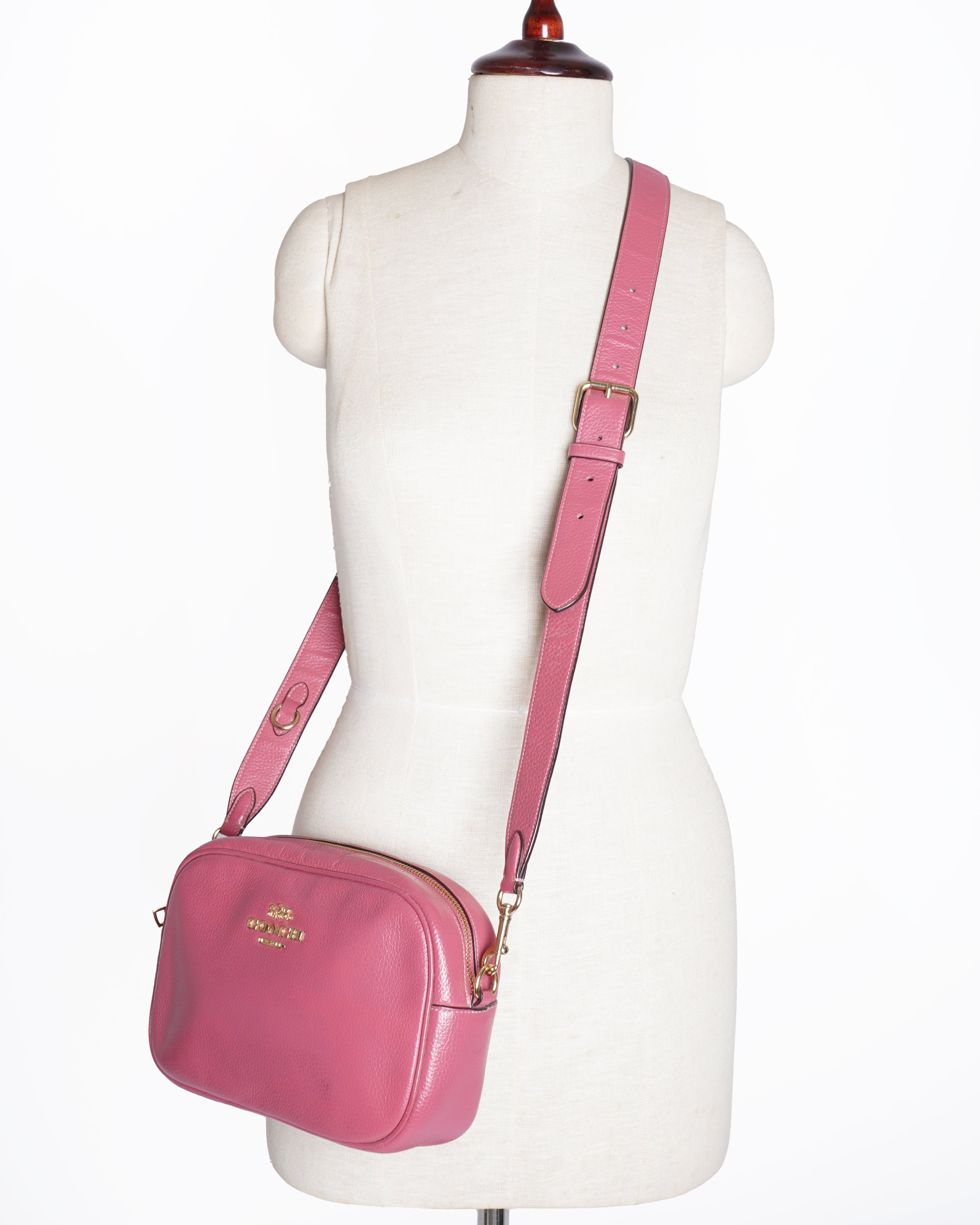Coach mini jamie camera Crossbody bag in pink