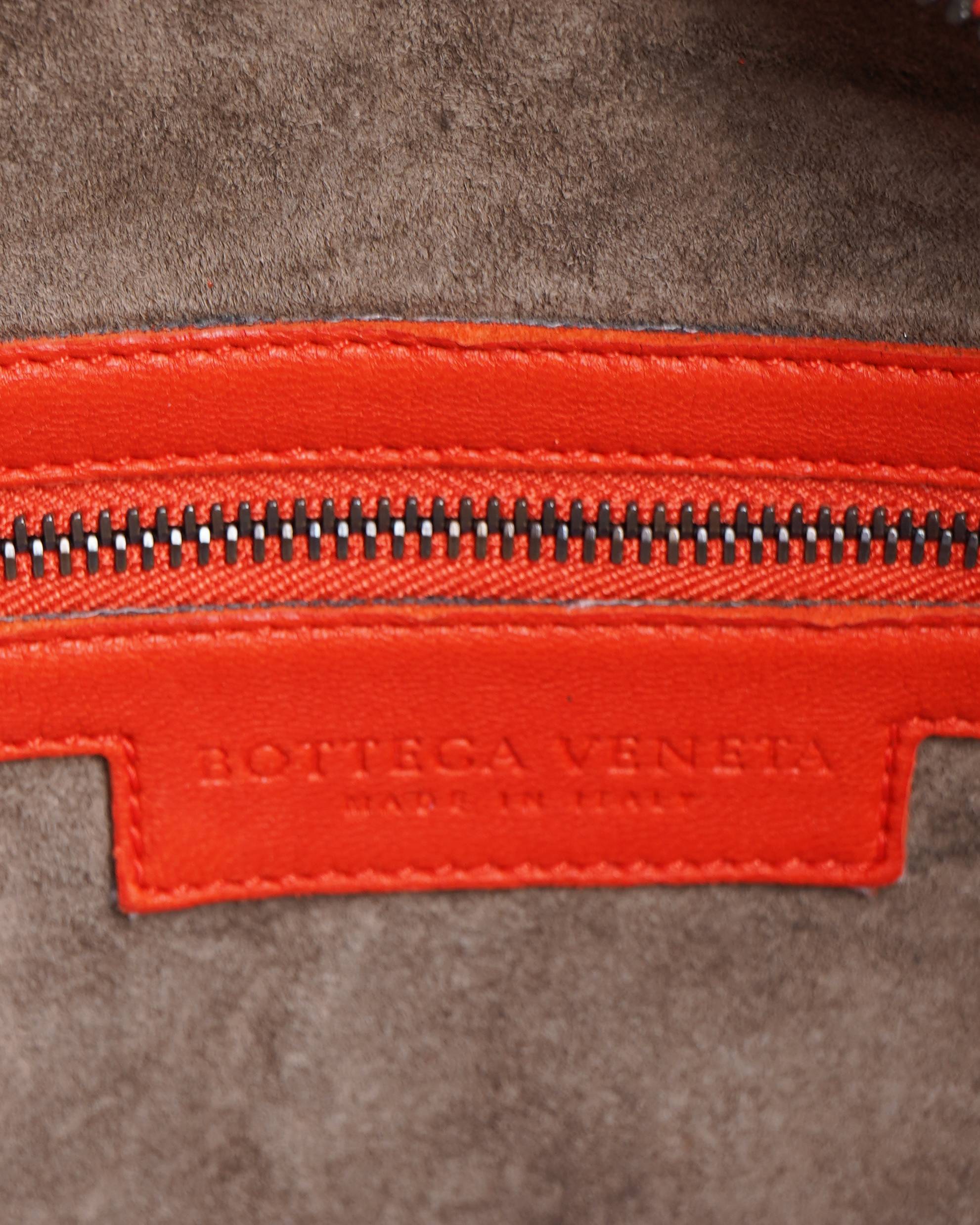 Bottega Veneta Intrecciato Hobo Bag In Fuchsia Red