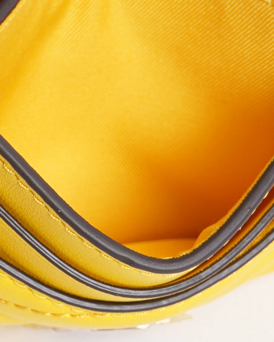 New Tory burch kira chevron yellow card case