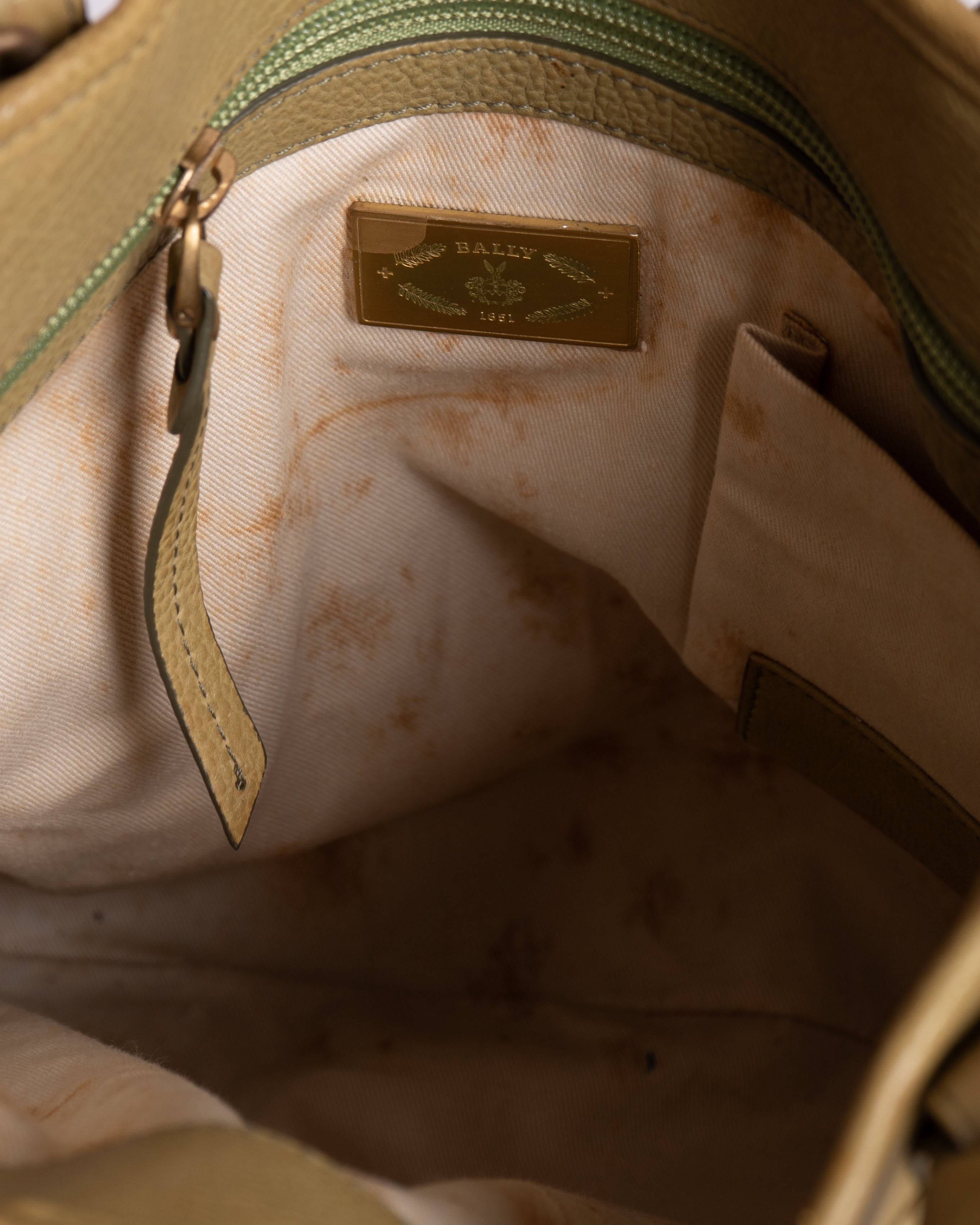 Bally Leather Handbag in Olive Green