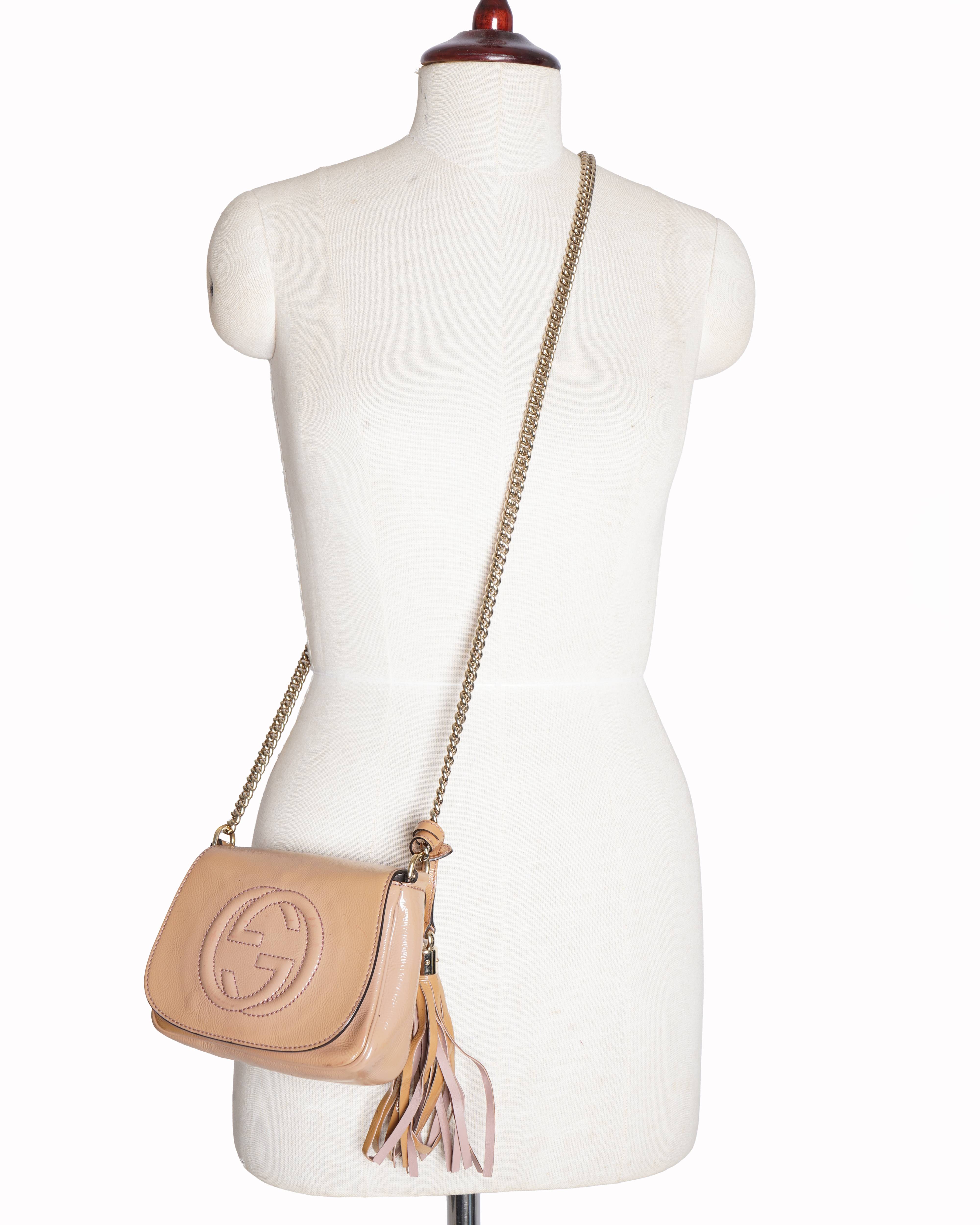 Gucci Beige Patent Leather Soho Flap Chain Crossbody Bag