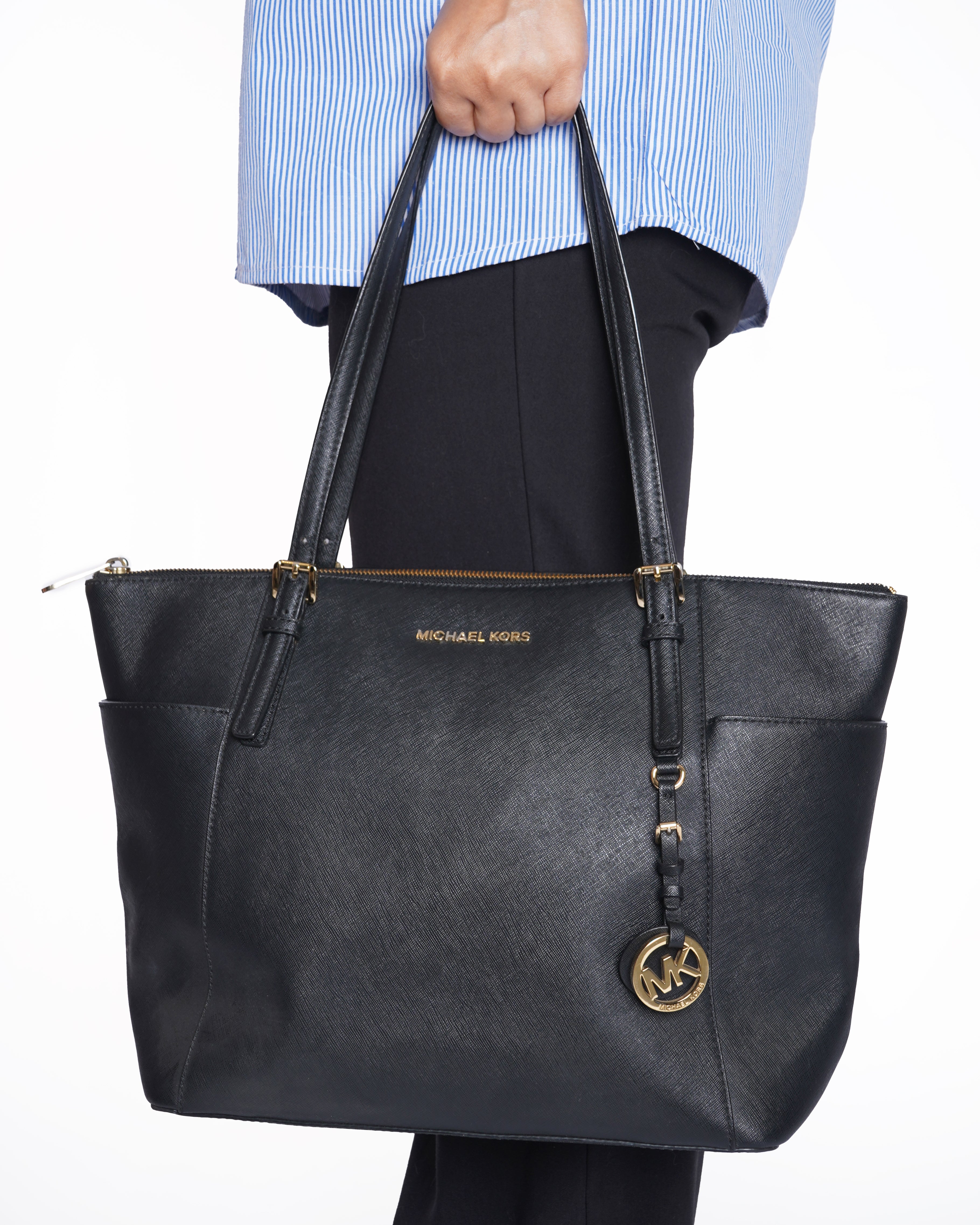 Michael Kors shoulder Bag in Black