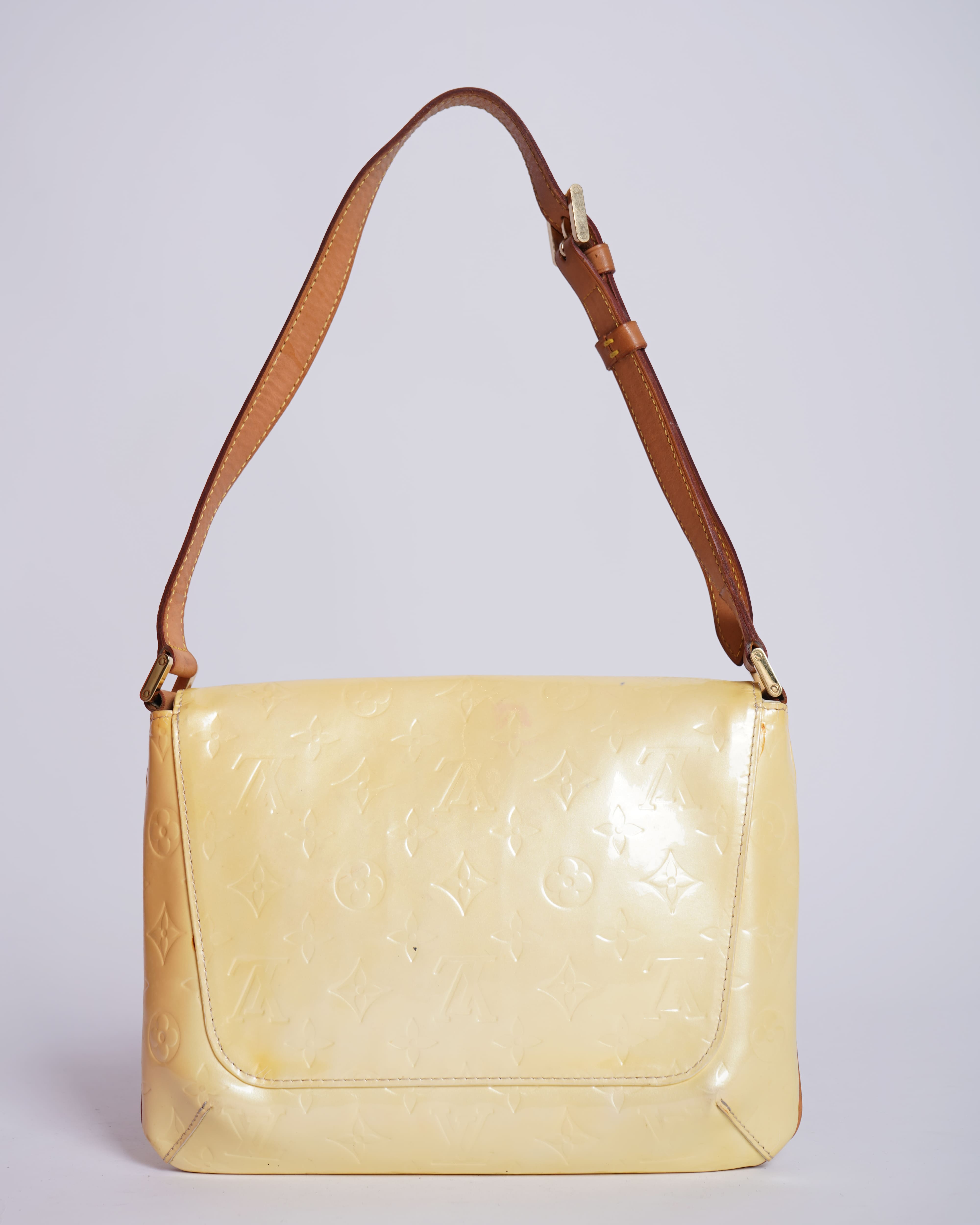 LOUIS VUITTON Vernis Thompson Street Shoulder Bag