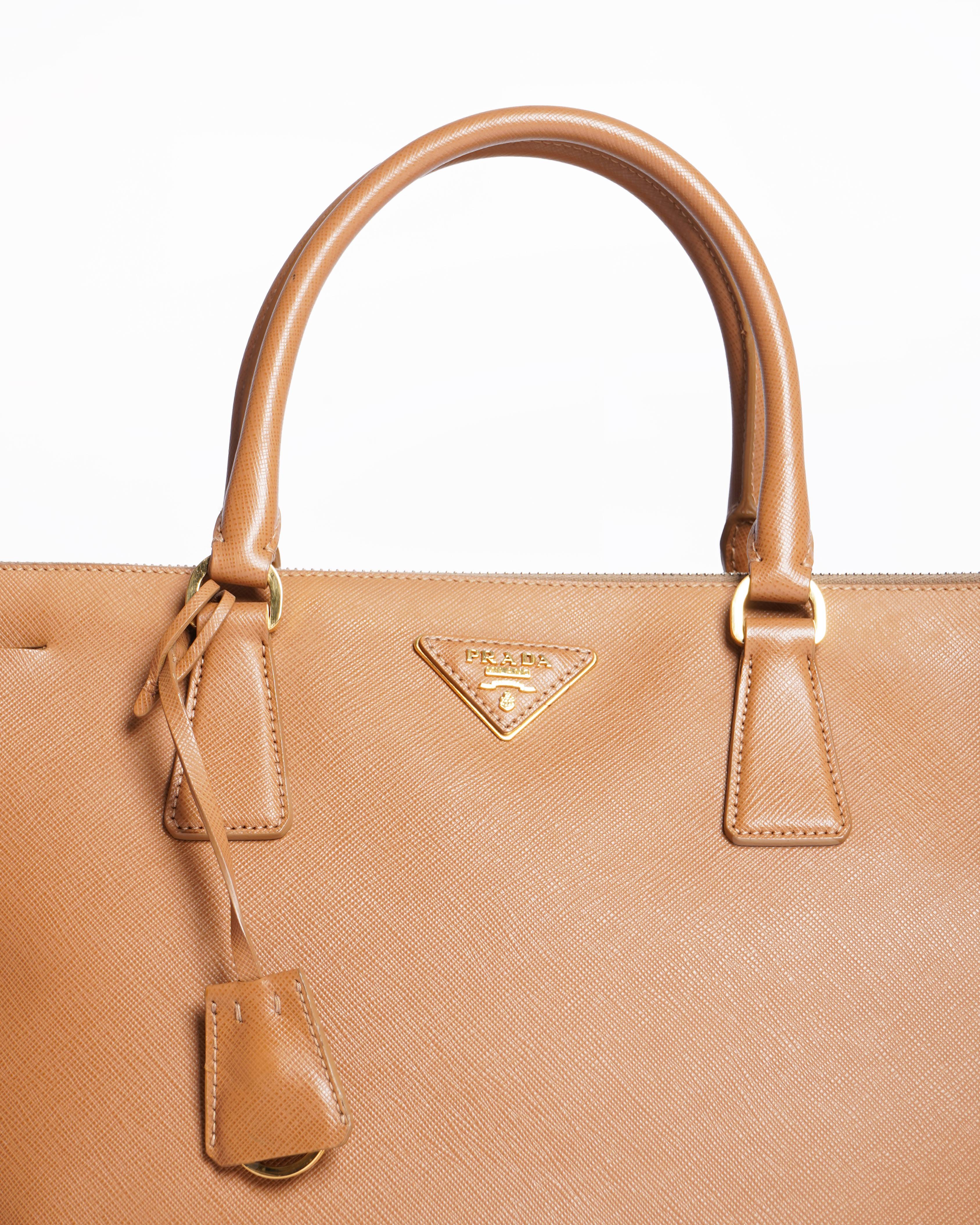 Prada Galleria medium Saffiano leather Tote bag