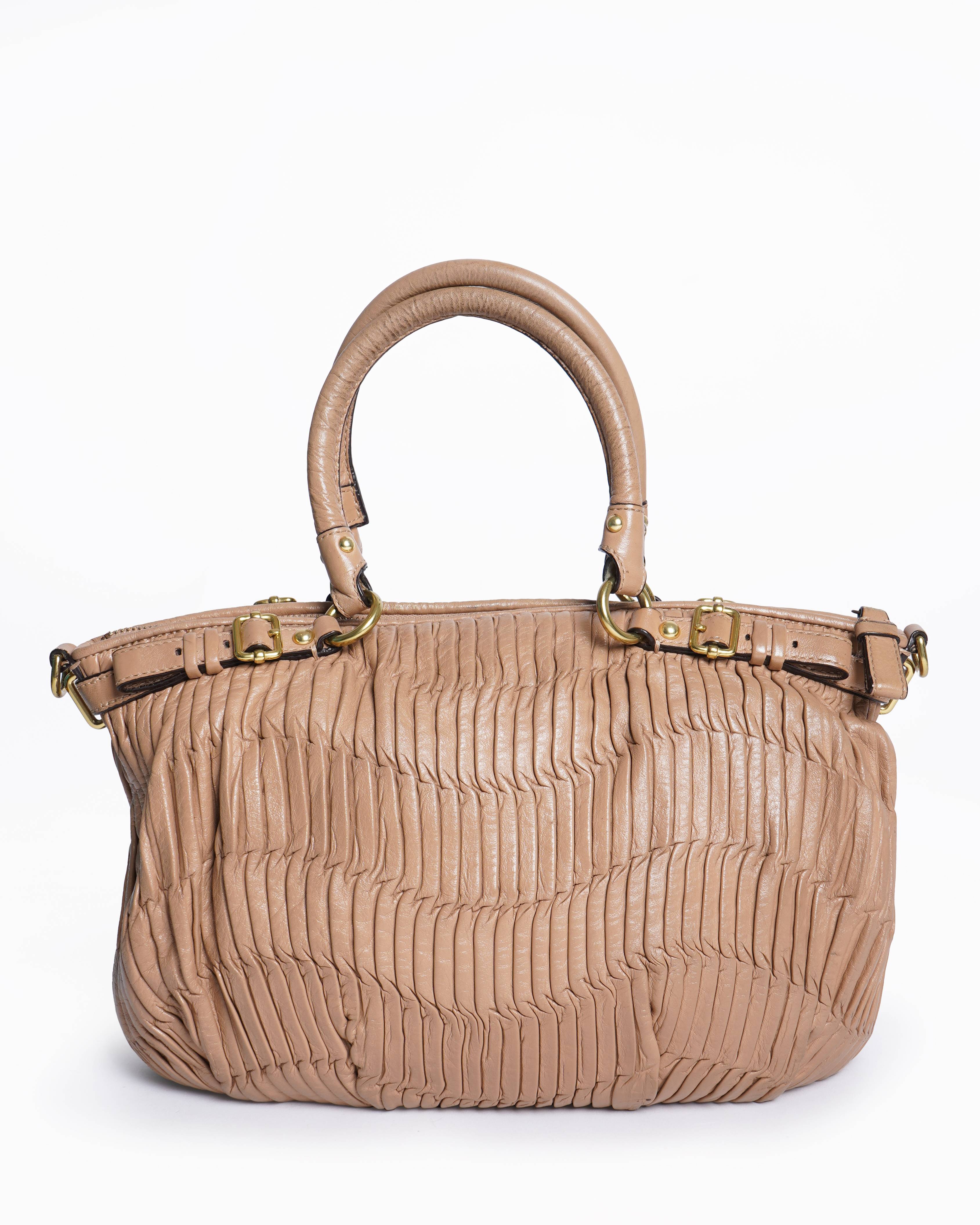 Coach
Madison Gathered Leather Satchel in tan