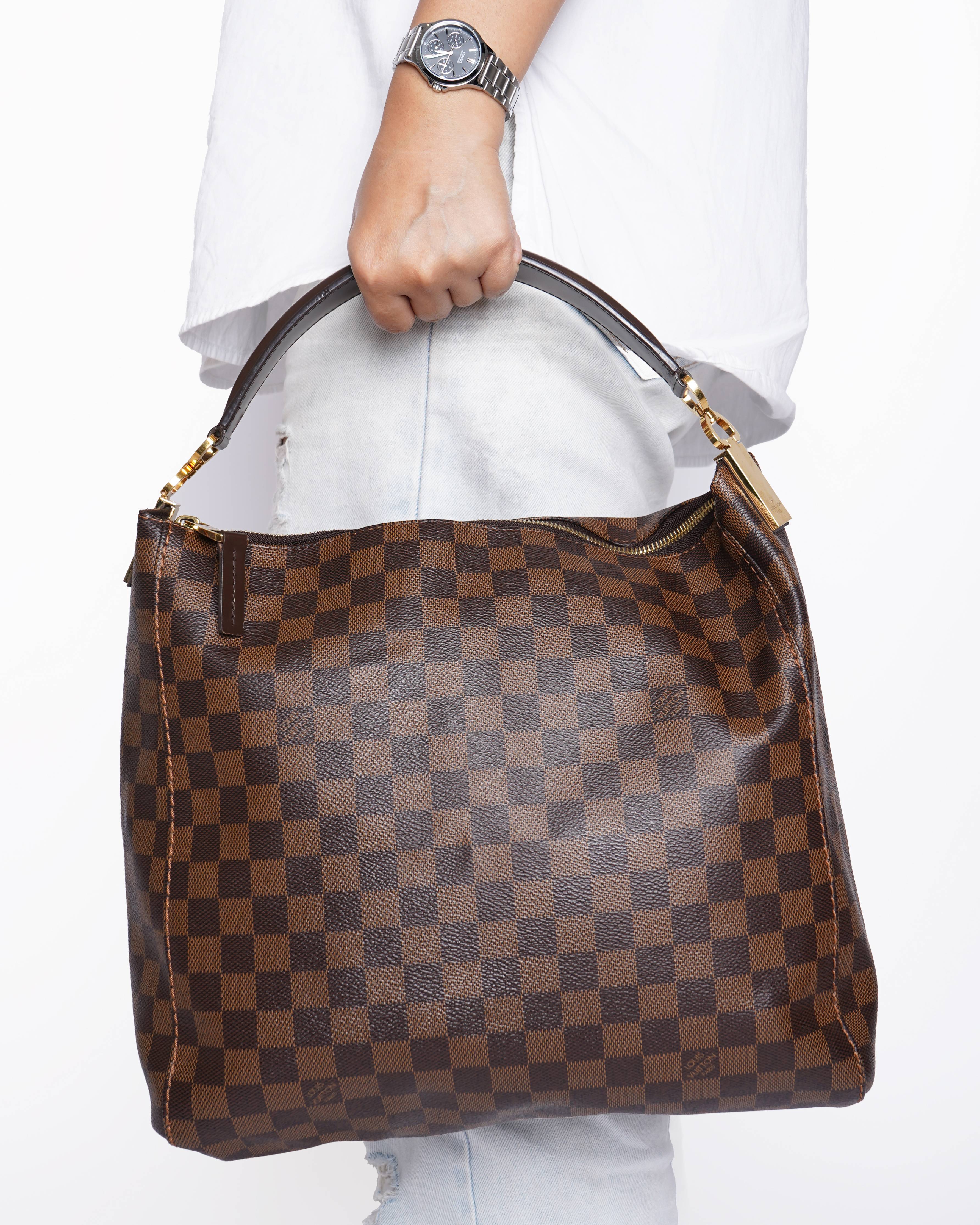 Louis Vuitton
Louis Vuitton Damier Ebene Portobello GM Hobo