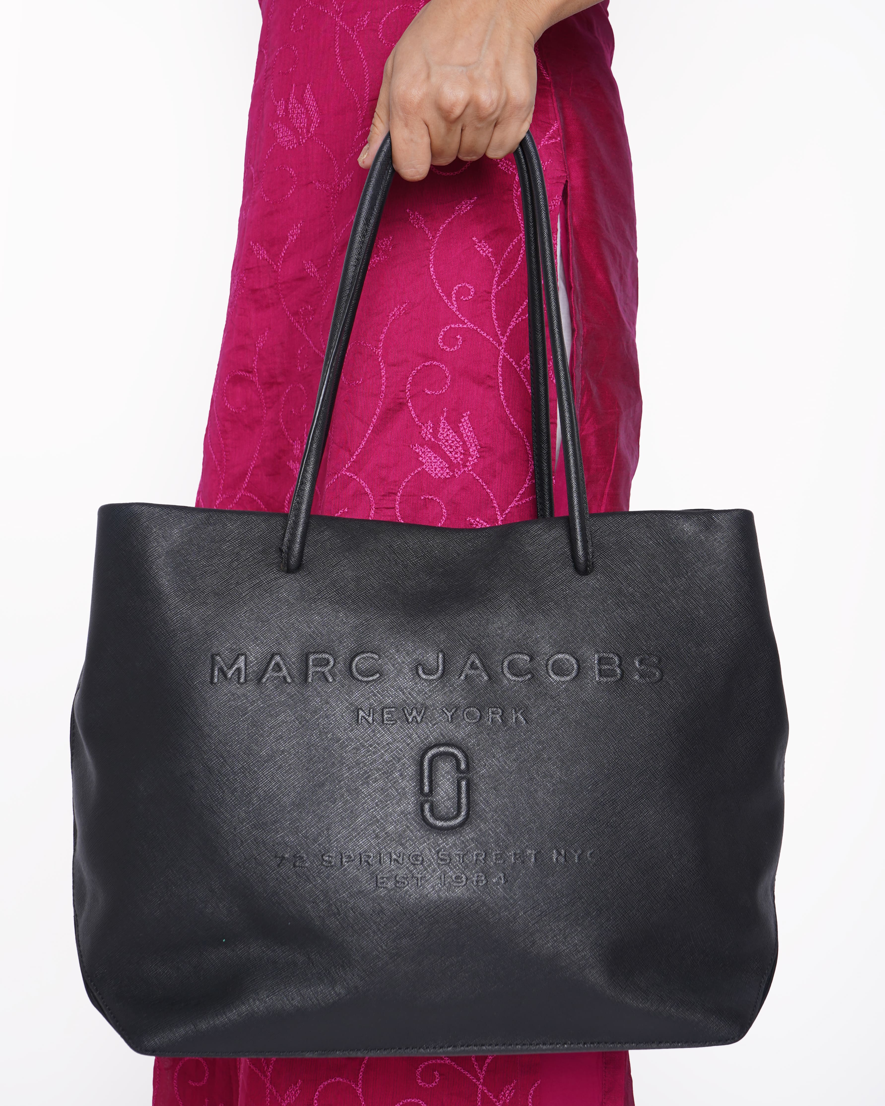 Marc Jacob Logo Shopper East West Black Saffiano Leather Bag