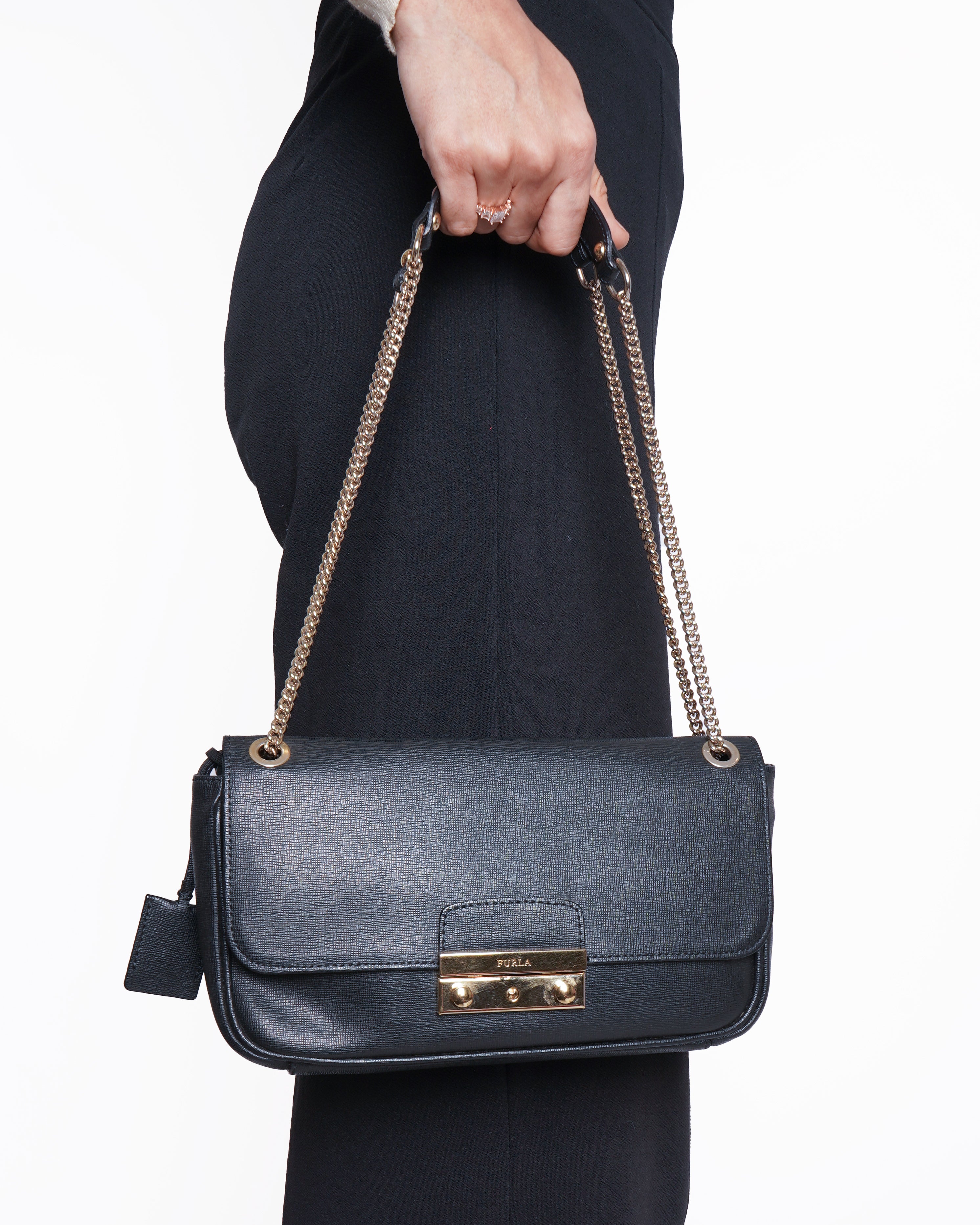 Furla Black Leather Julia Chain Shoulder Bag