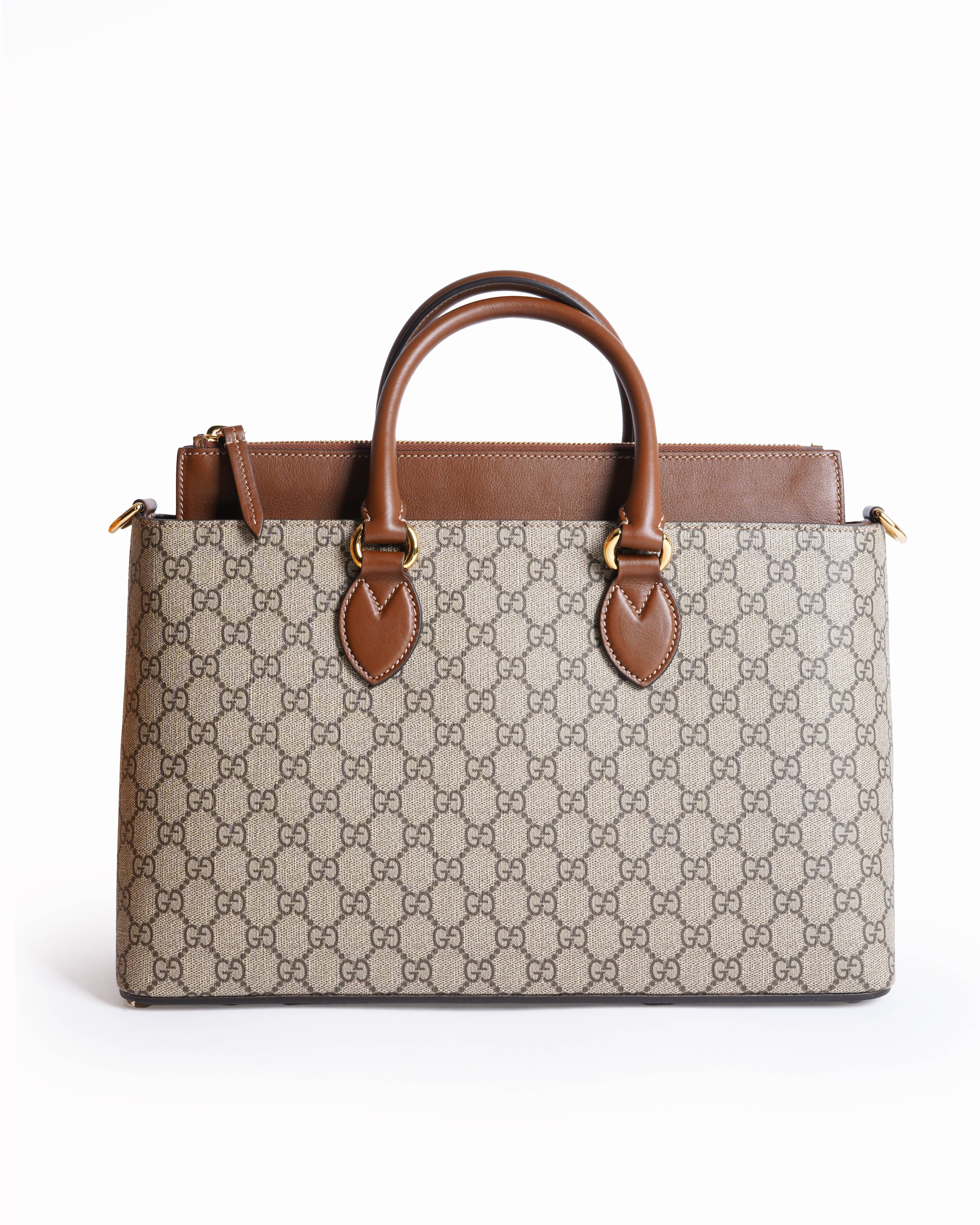 Gucci gg supreme canvas zip tote bag