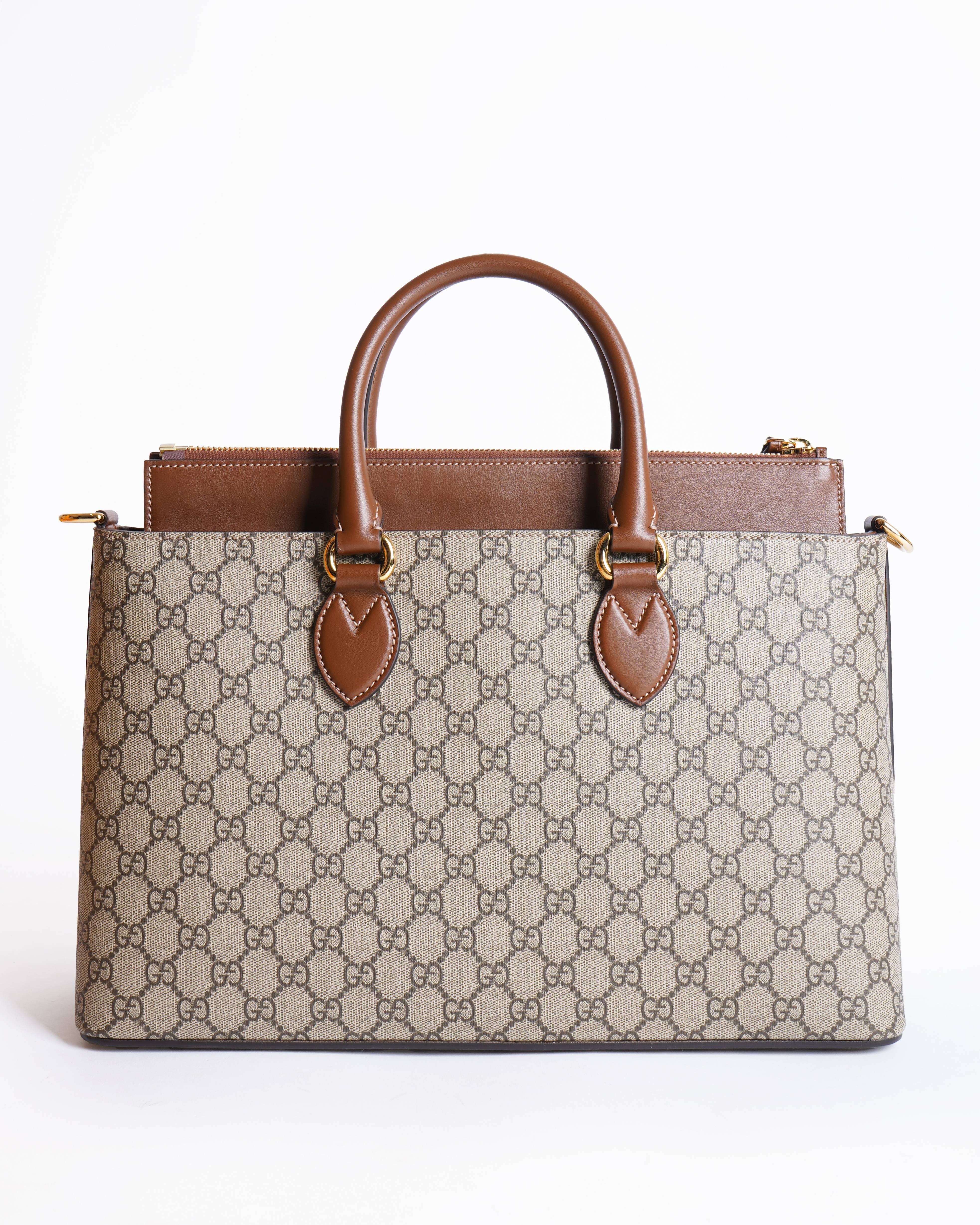 Gucci gg supreme canvas zip tote bag