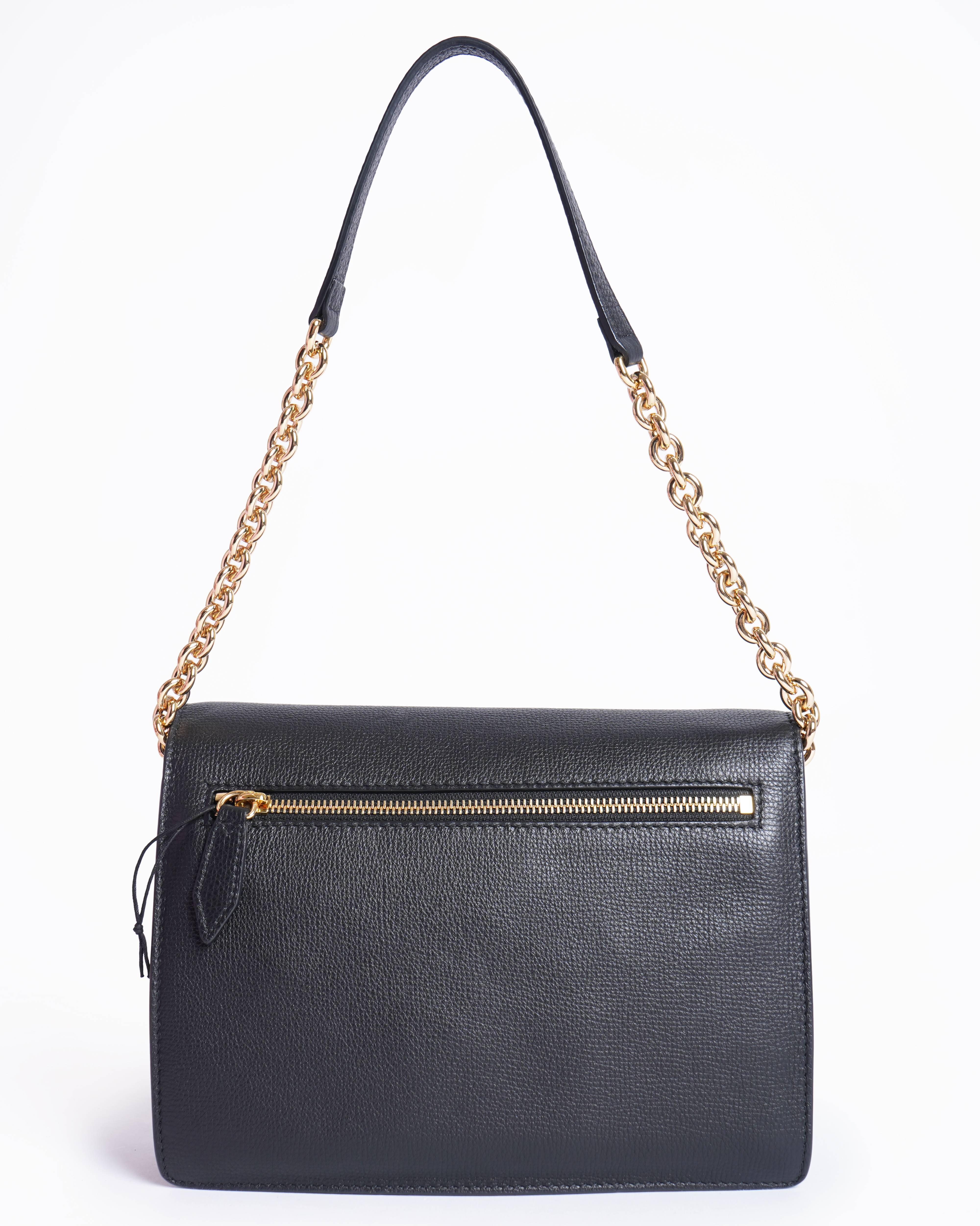 Burberry
Macken Leather shoulder Bag