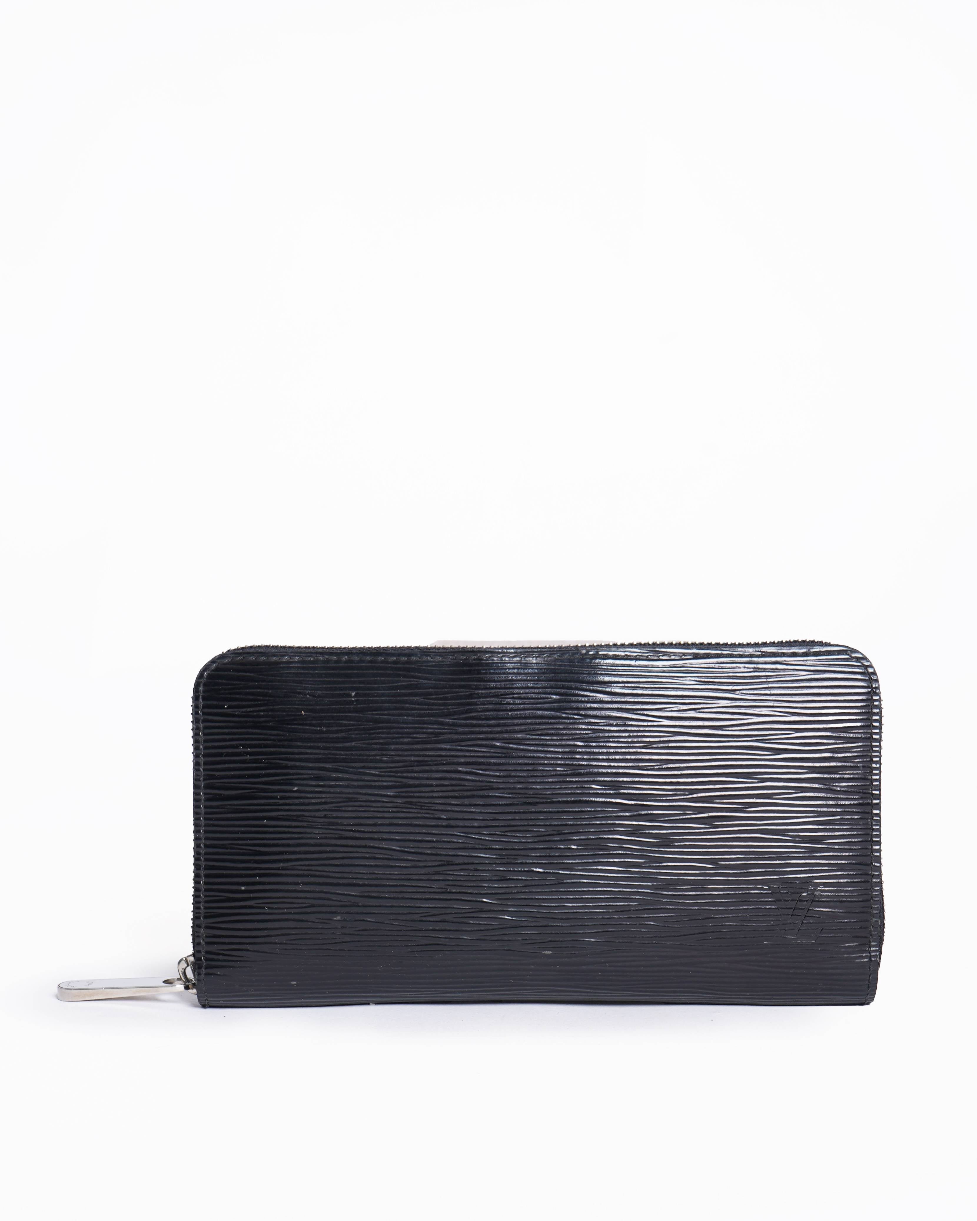 Louis Vuitton EPI zippy wallet in Black