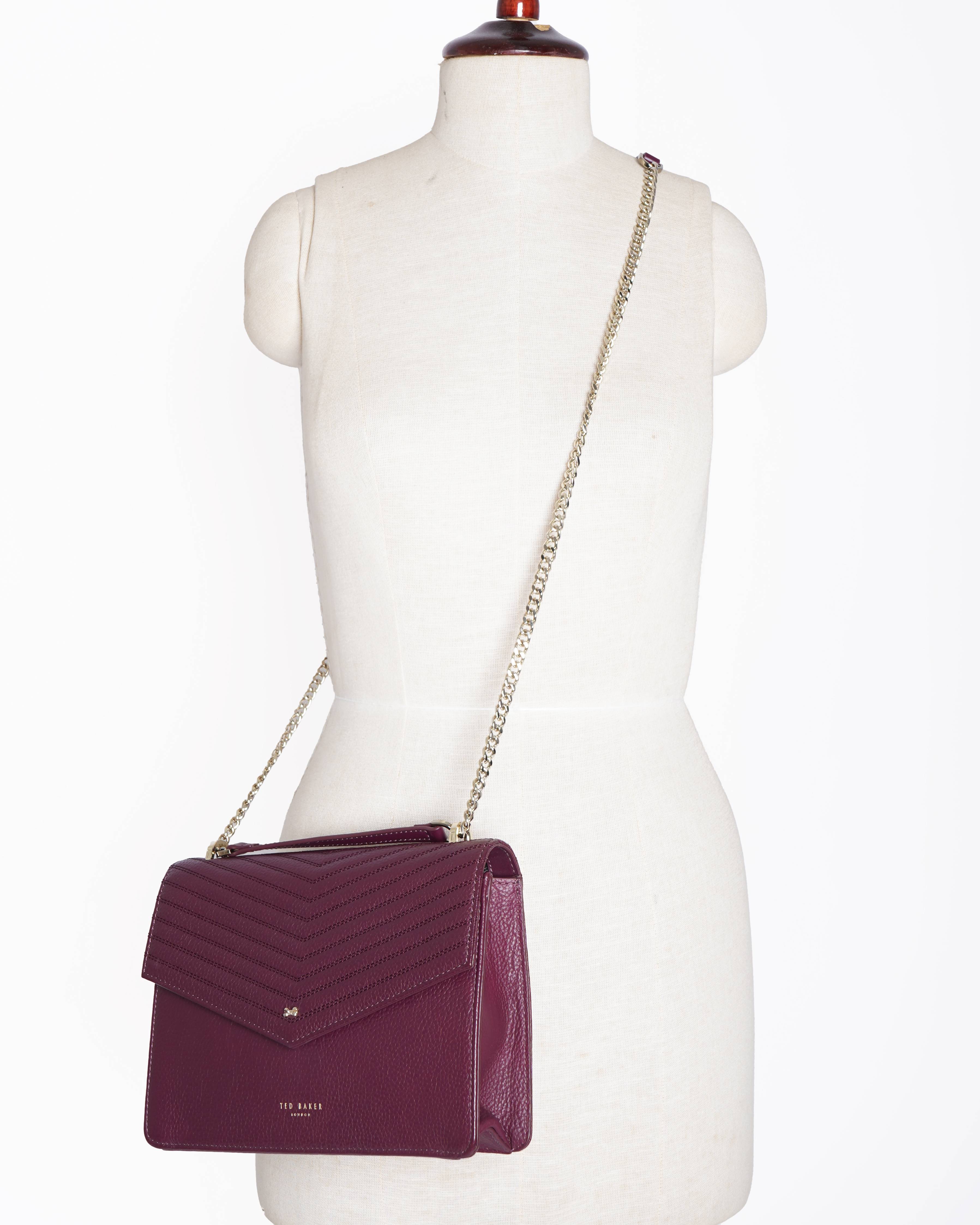 Ted Baker
Quilted crossbody bag