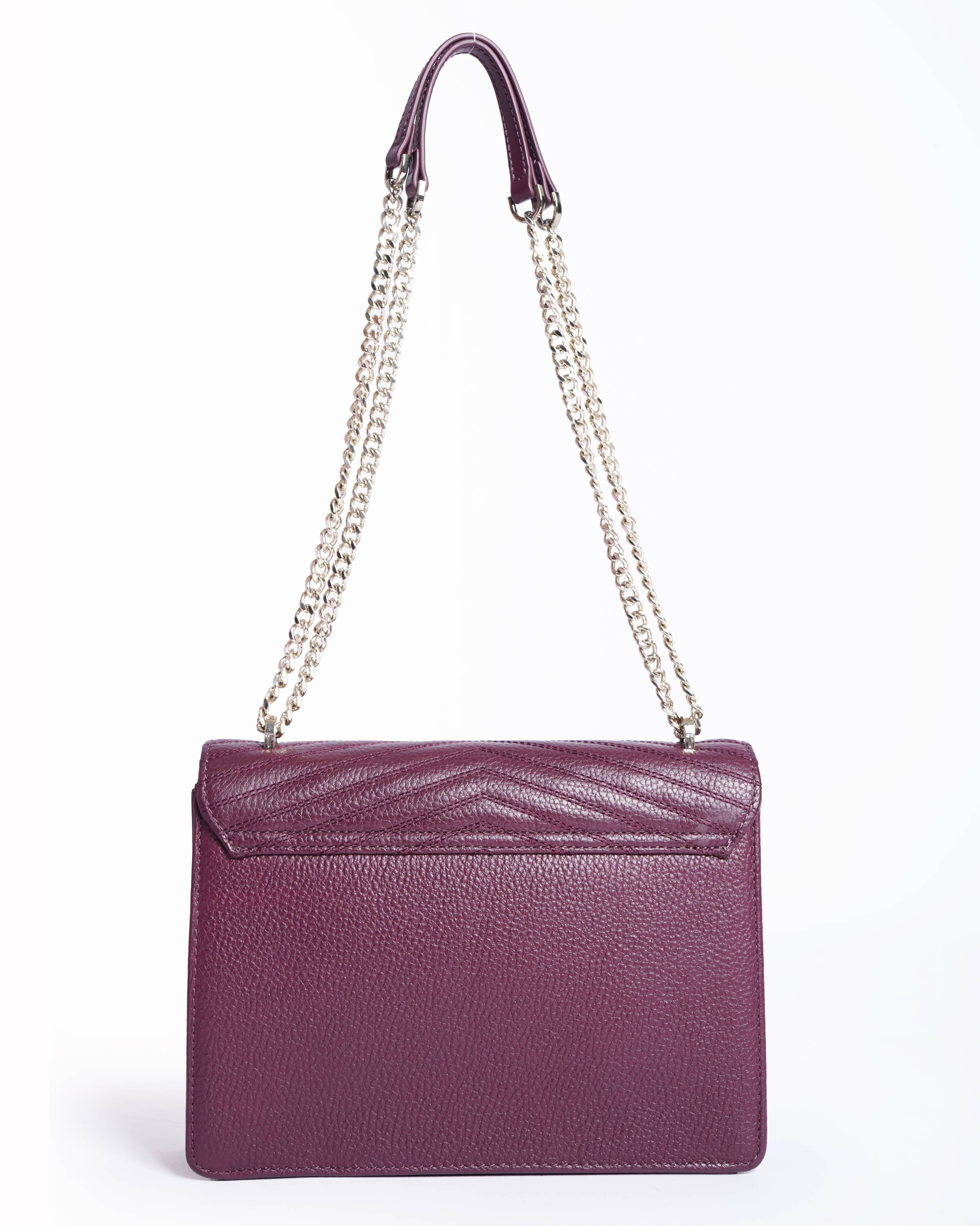 Ted Baker
Quilted crossbody bag