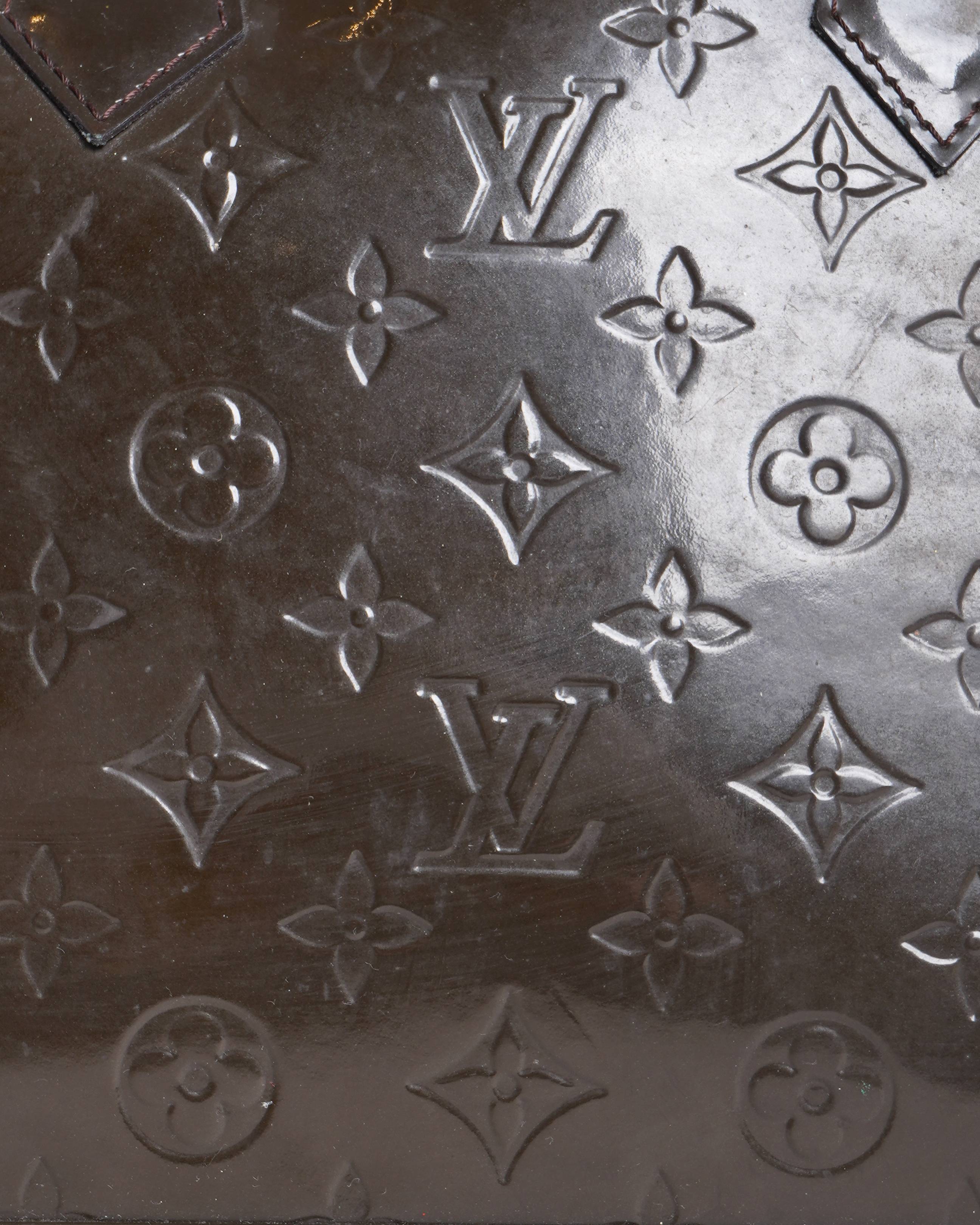 Louis Vuitton GM vernis amarante handbag