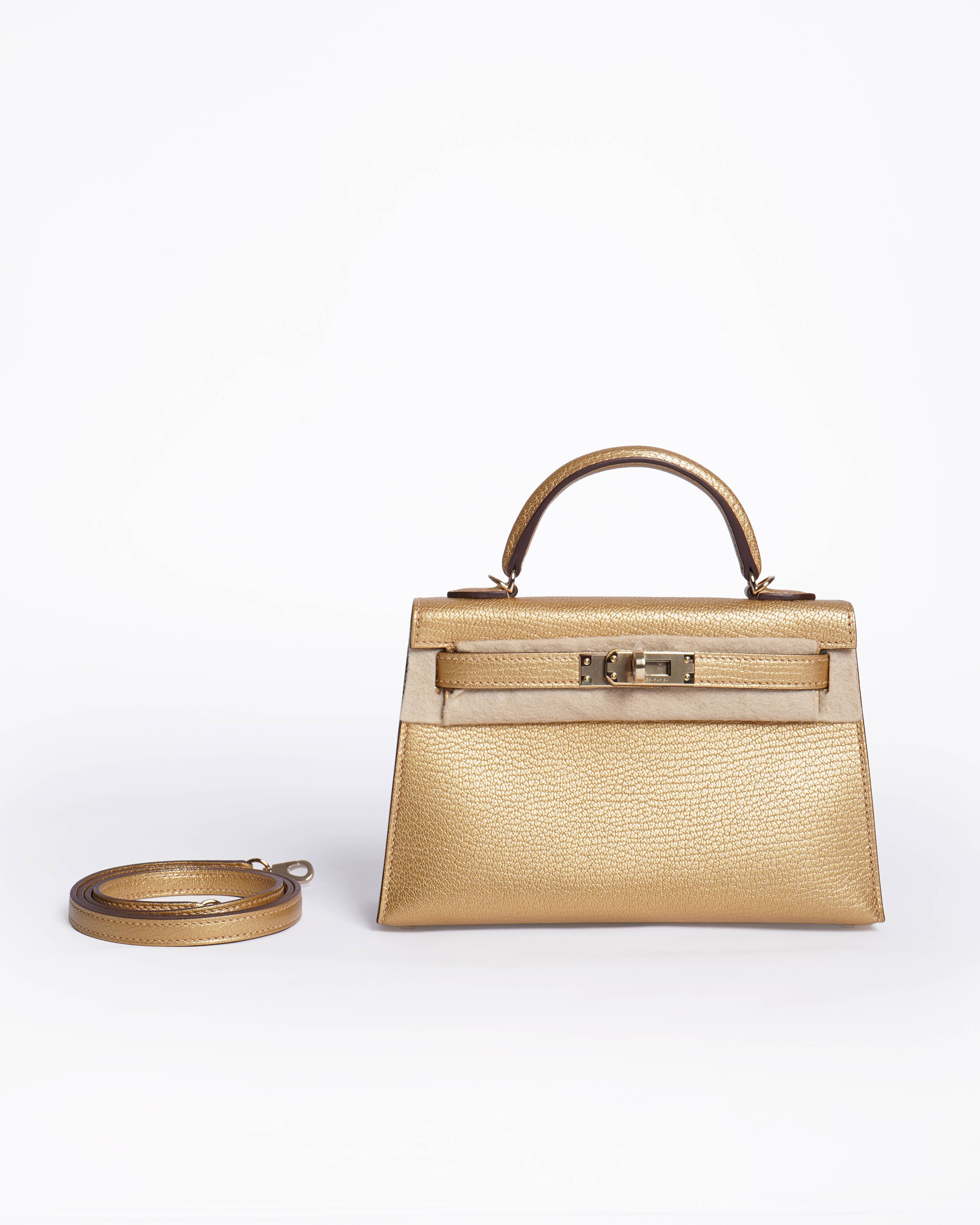 New Hermès Mini Kelly Dore Limited Edition Metallic Gold Chevre Chamkilight 20 Premabrass Hardware