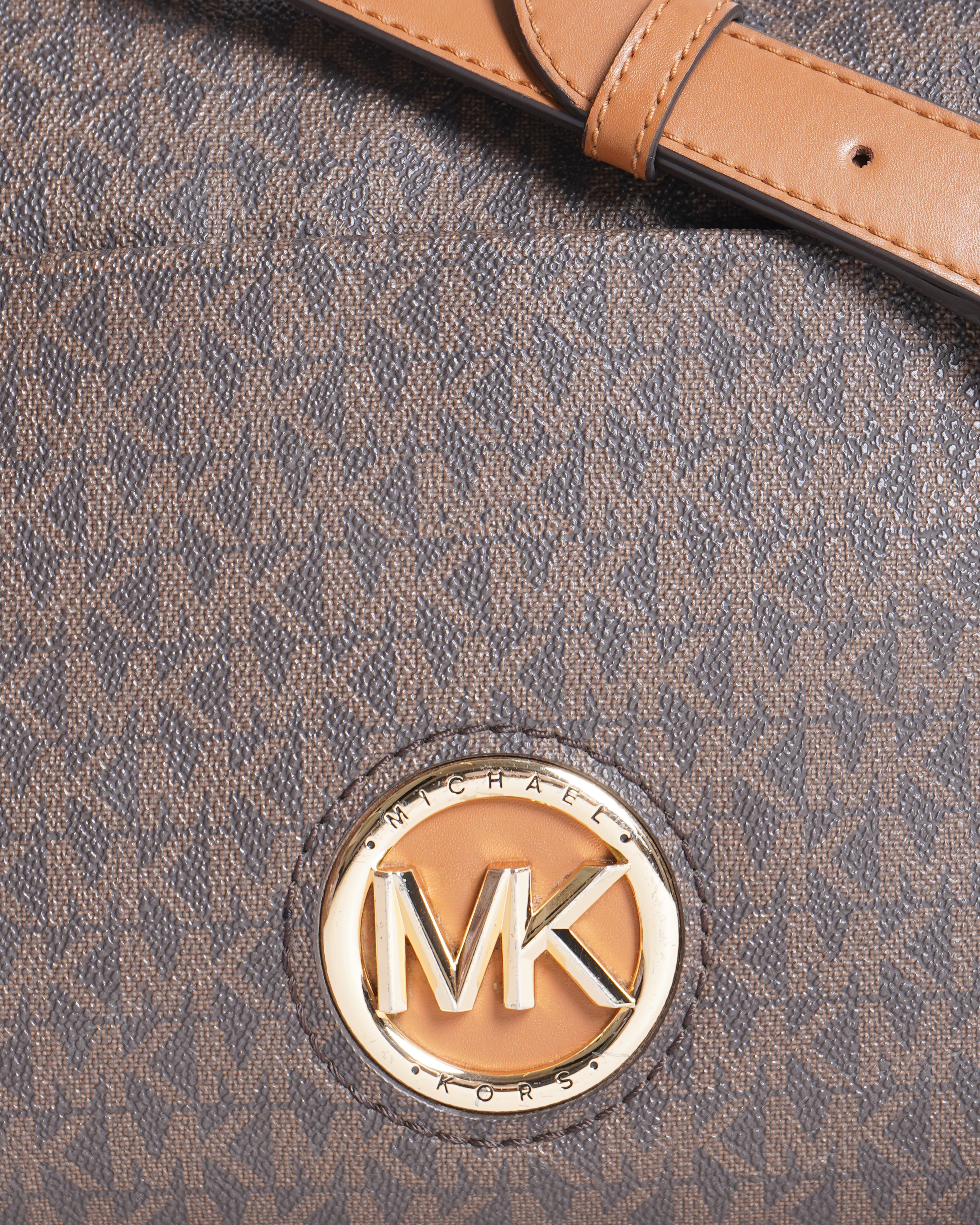 Michael kors signature monogram Shoulder bag