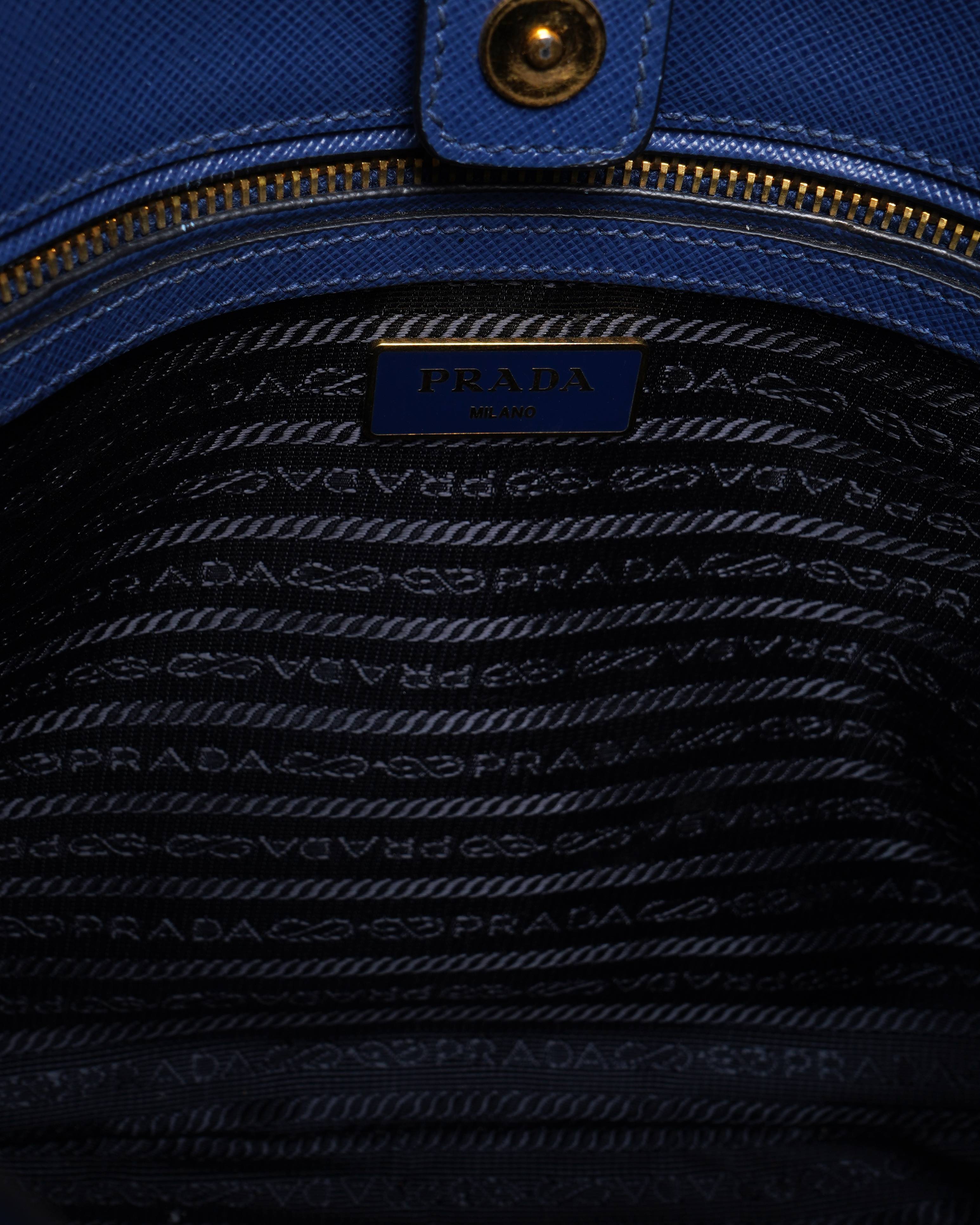 Prada
Saffiano Leather Galleria Tote Bag