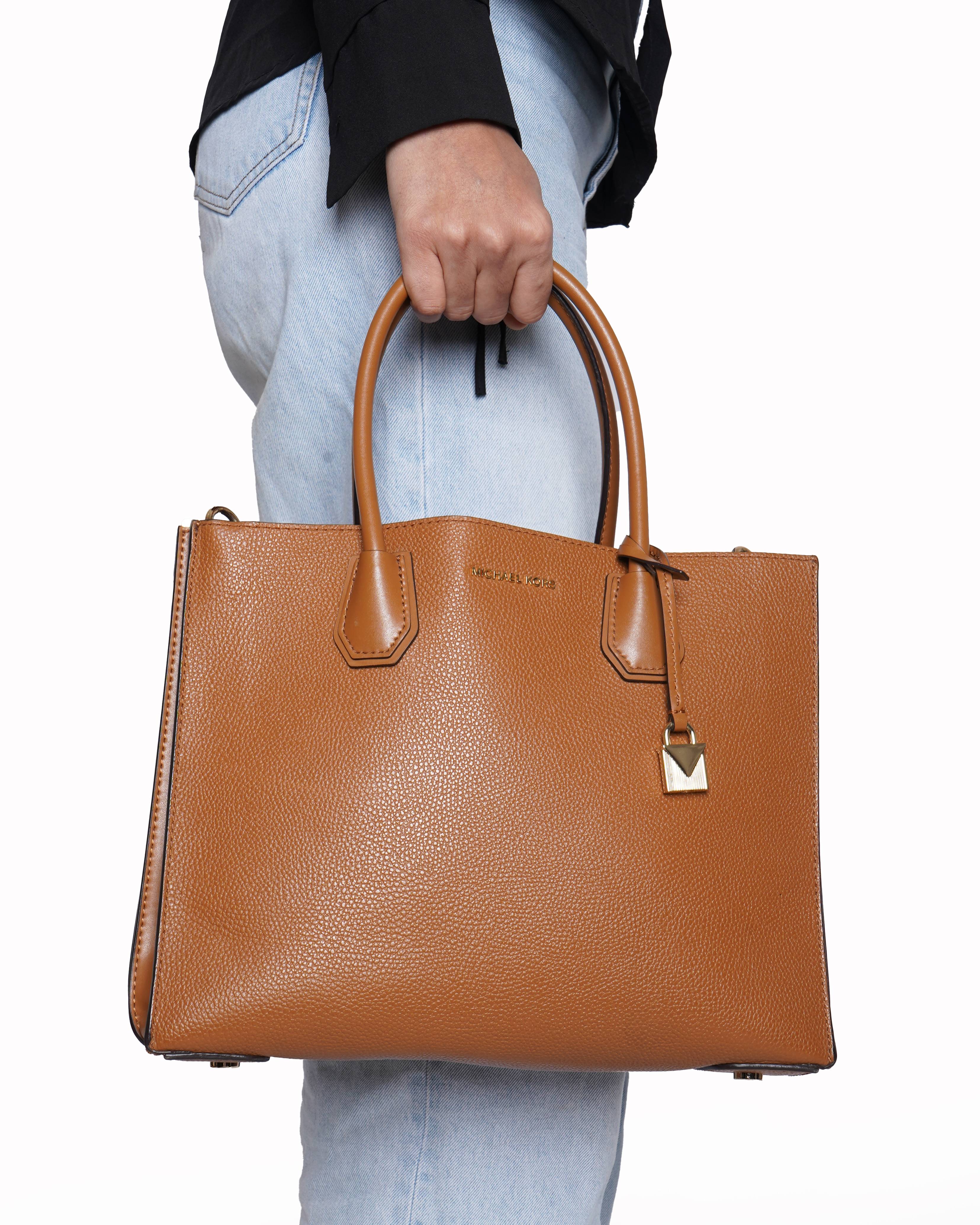 Michael Kors Mercer Tote Bag In Brown WIth Detachable Shoulder Strap