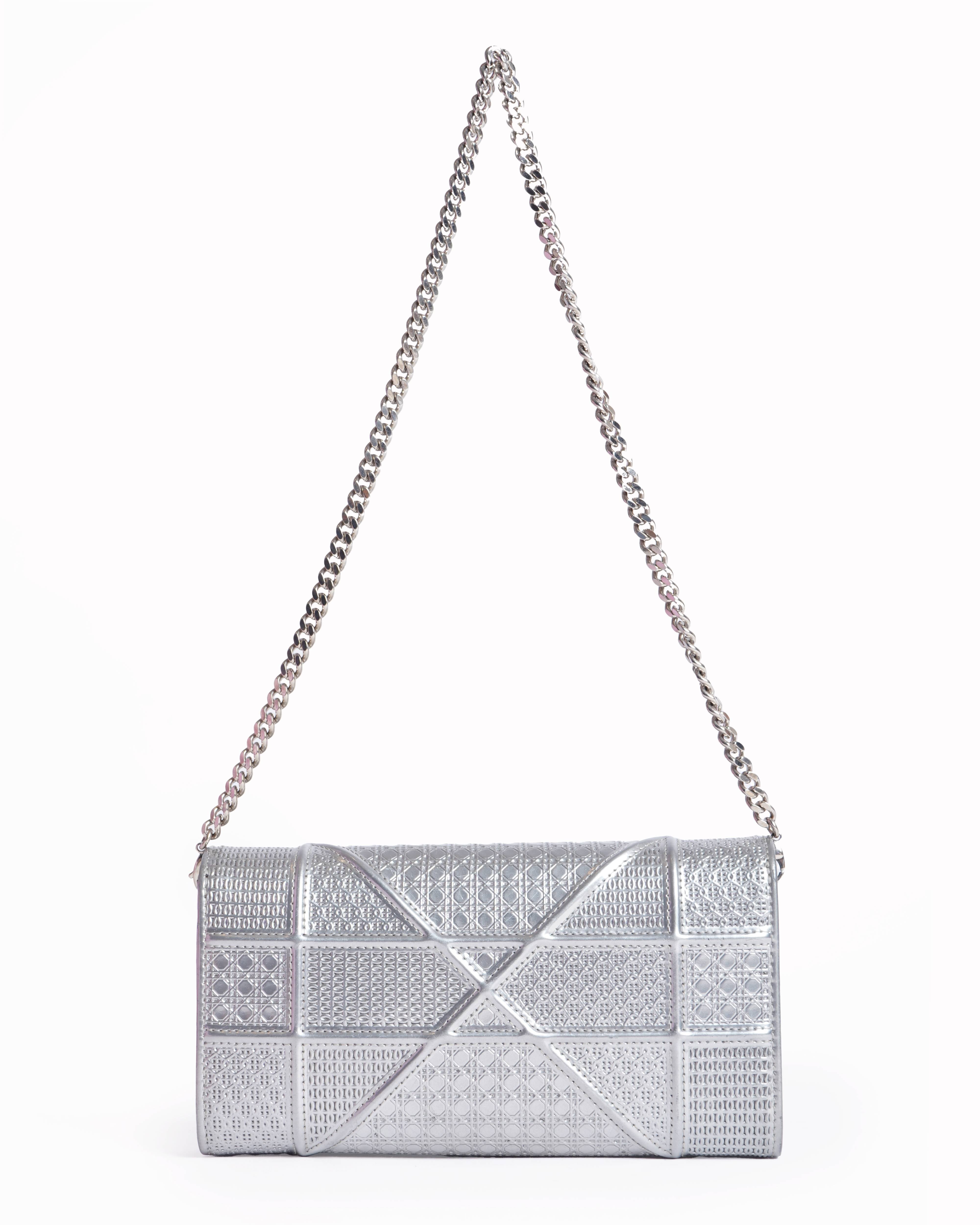 Christian Dior wallet on chain