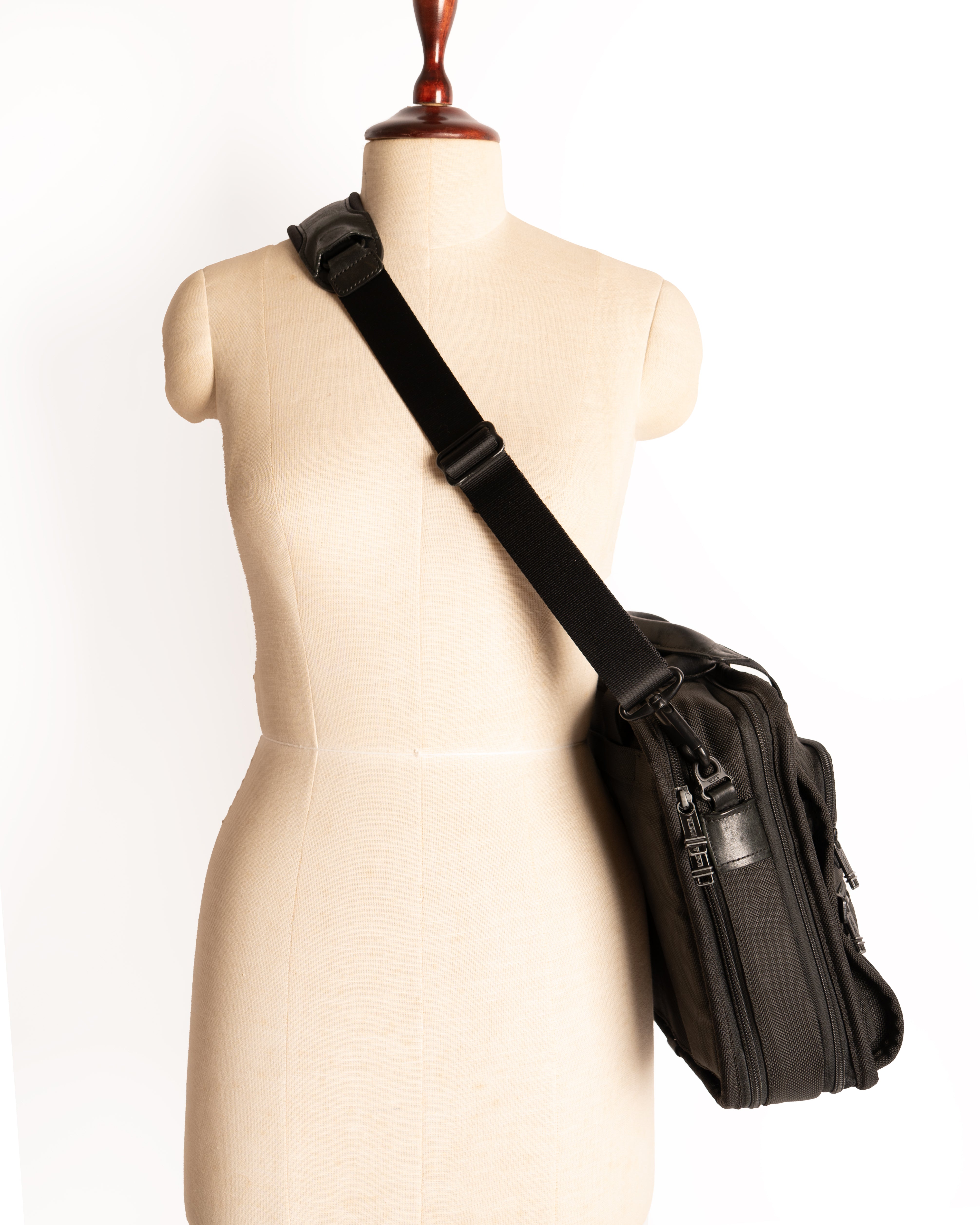 Tumi Briefcase in black