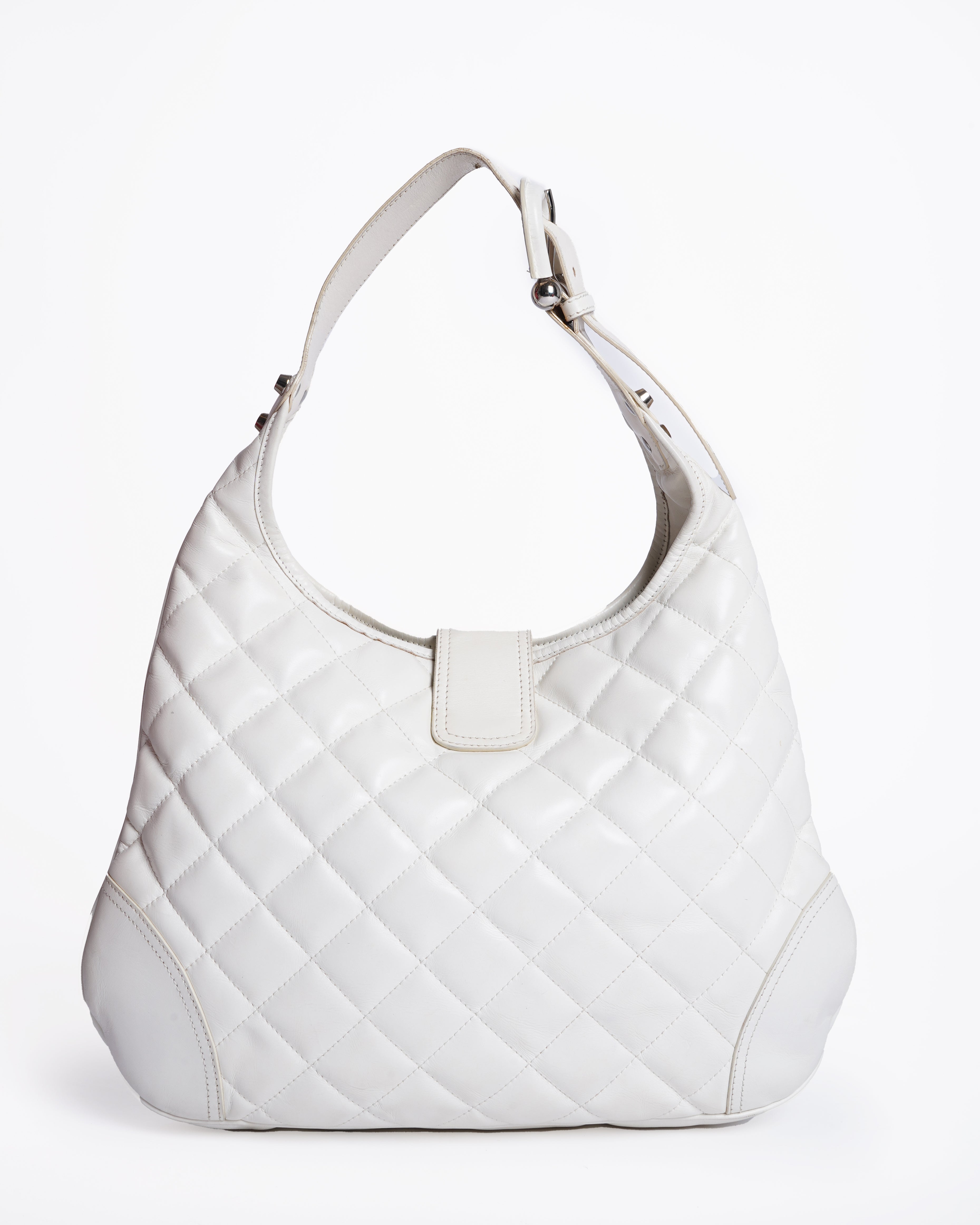 Burberry
White quilted leather brook hobo bag